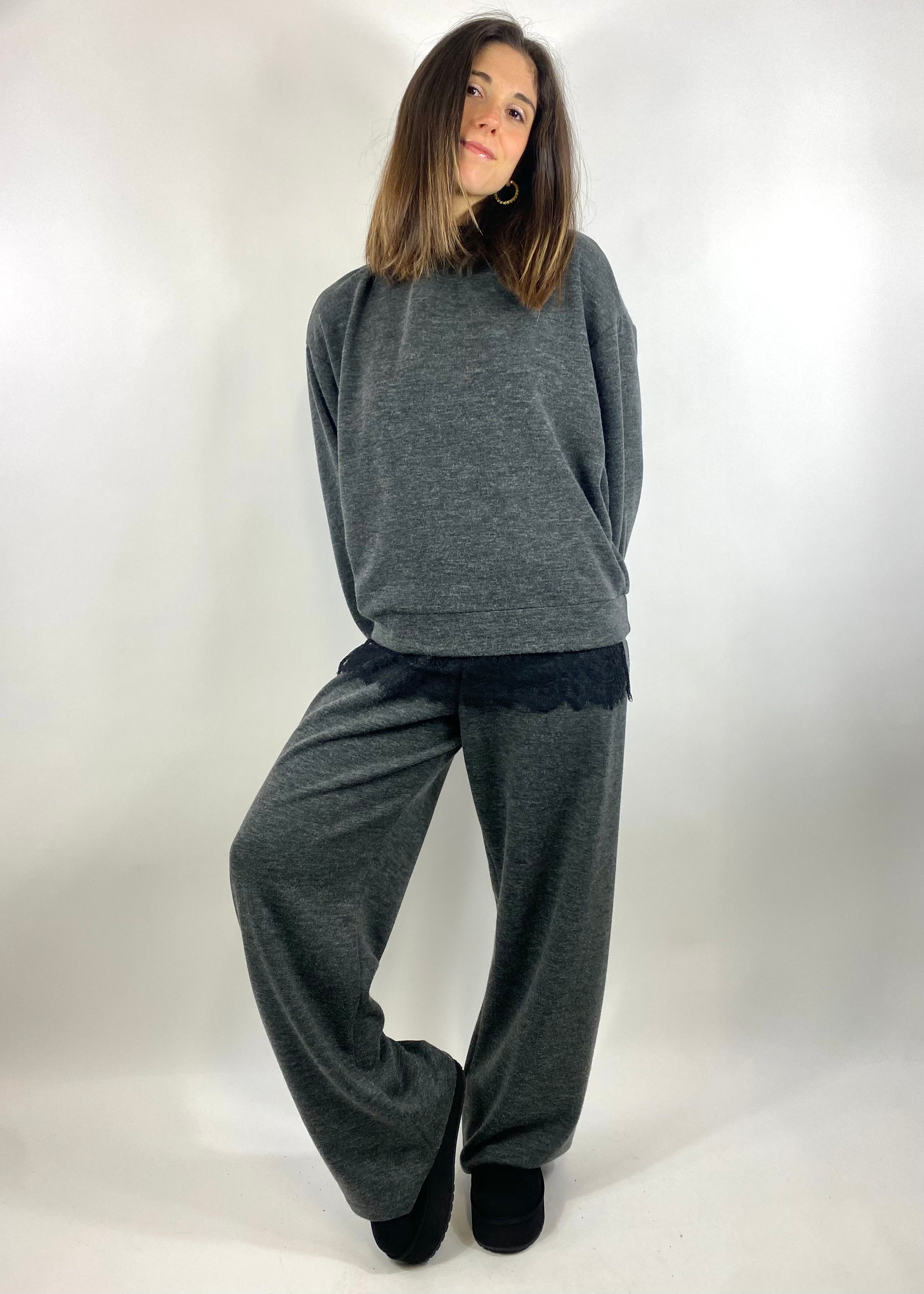 SUSY MIX FELPA GRIGIA CON PIZZO