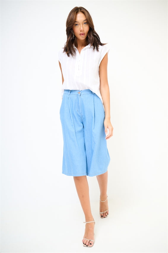 KIKISIX BERMUDA IN CHAMBRAY CELESTE