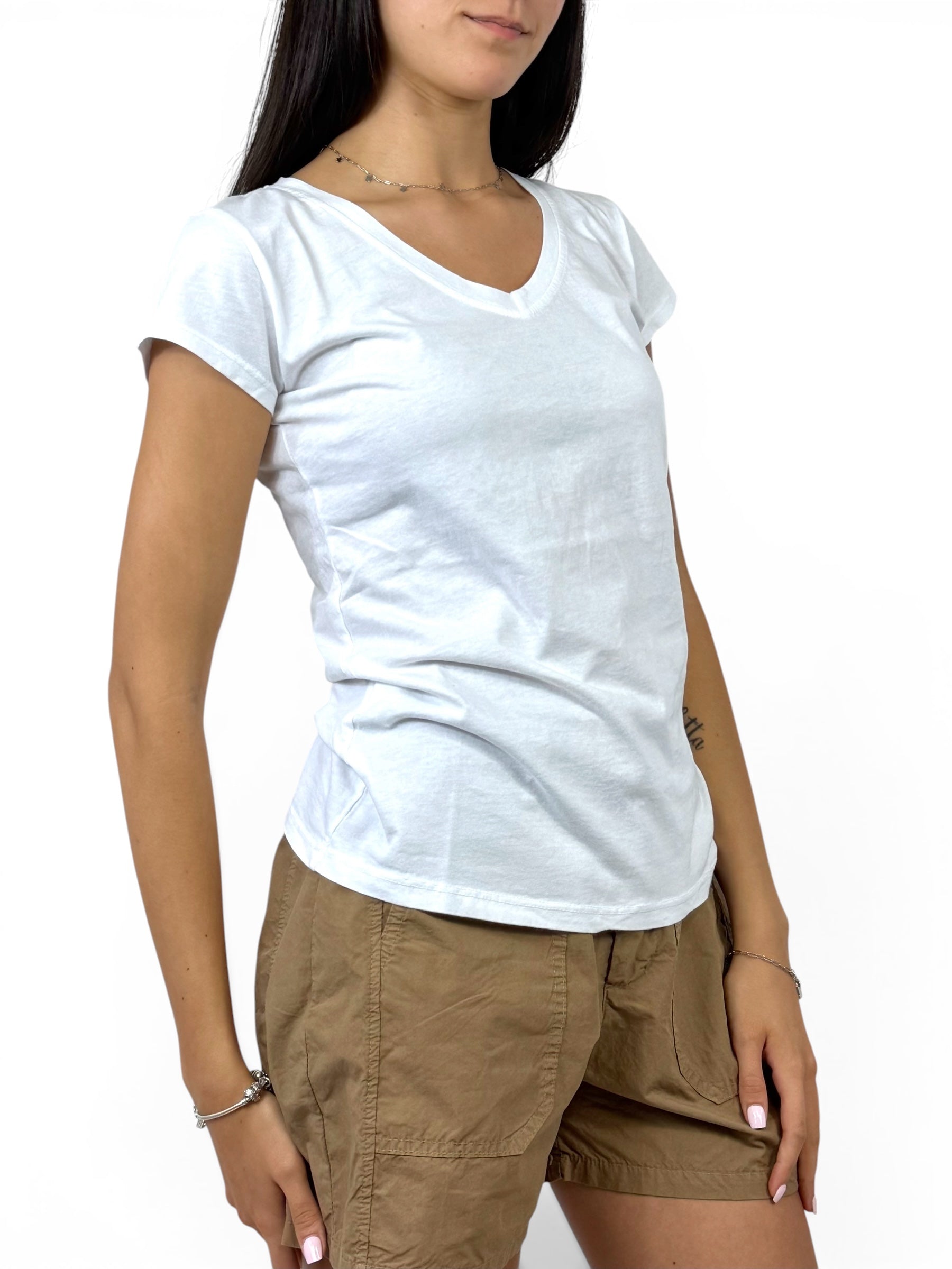 SUSY MIX T-SHIRT SCOLLO A V BIANCA