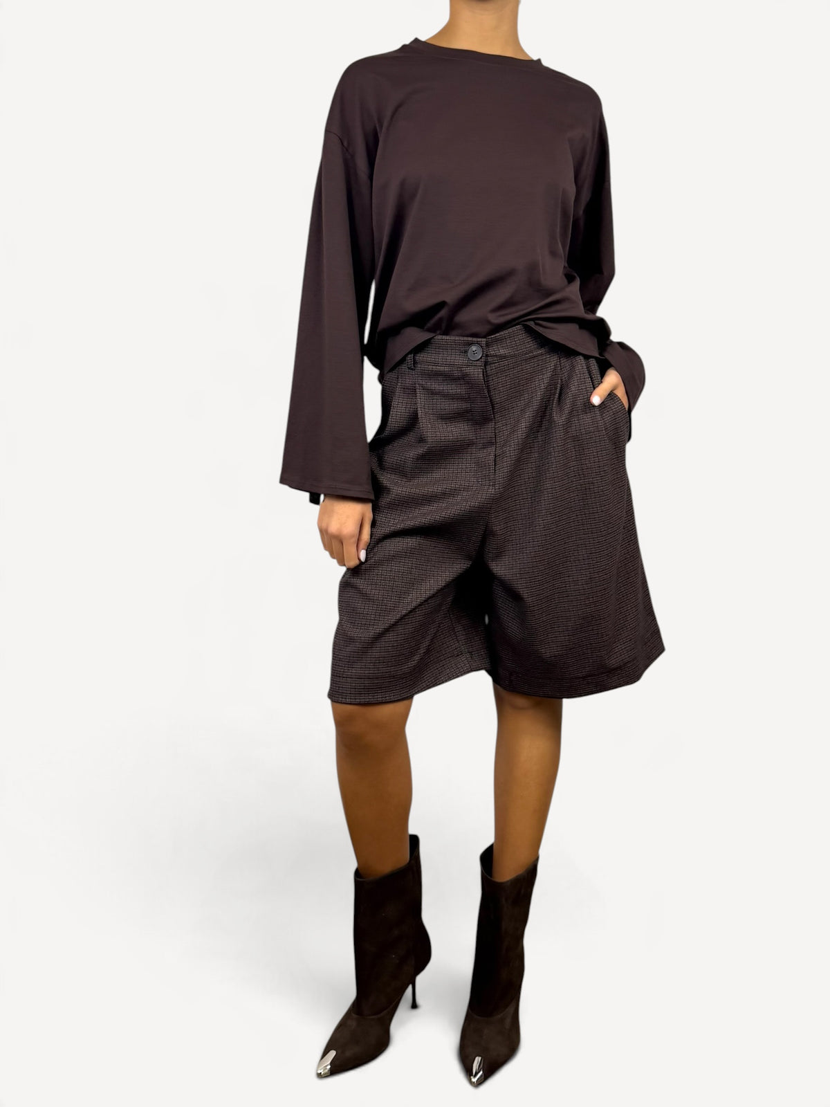 CECILE BERMUDA IN TWEED MORO