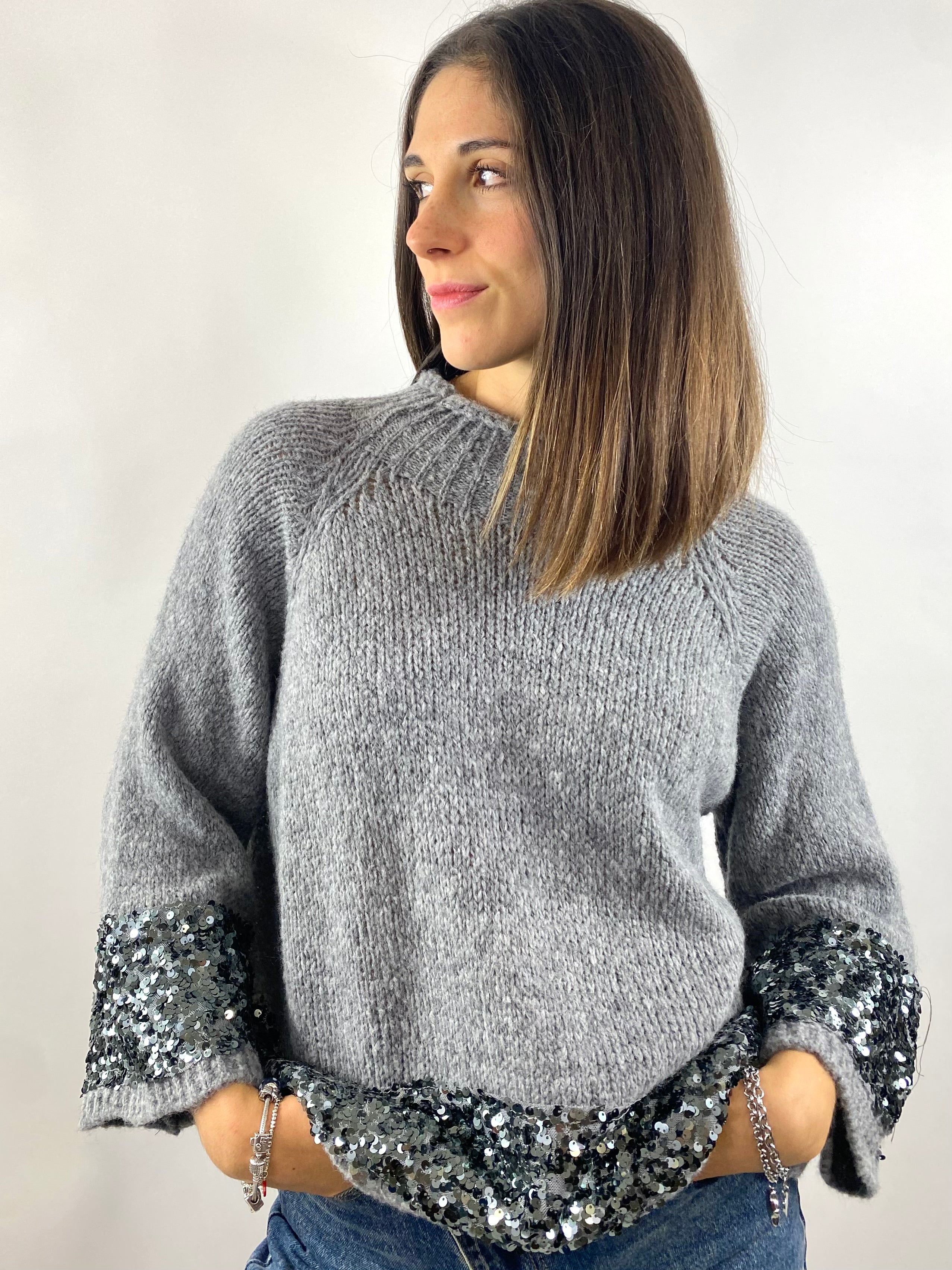 CECILE MAGLIONE CON PAILLETTES