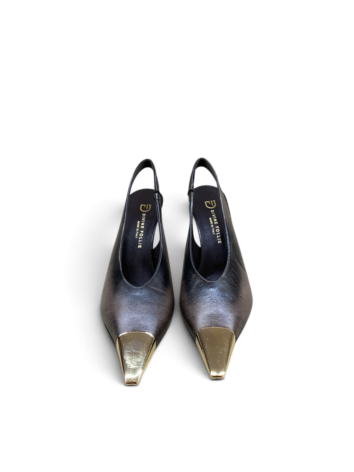 DIVINE FOLLIE CHANEL TAUPE IN PELLE CON PUNTA METALLIZZATA