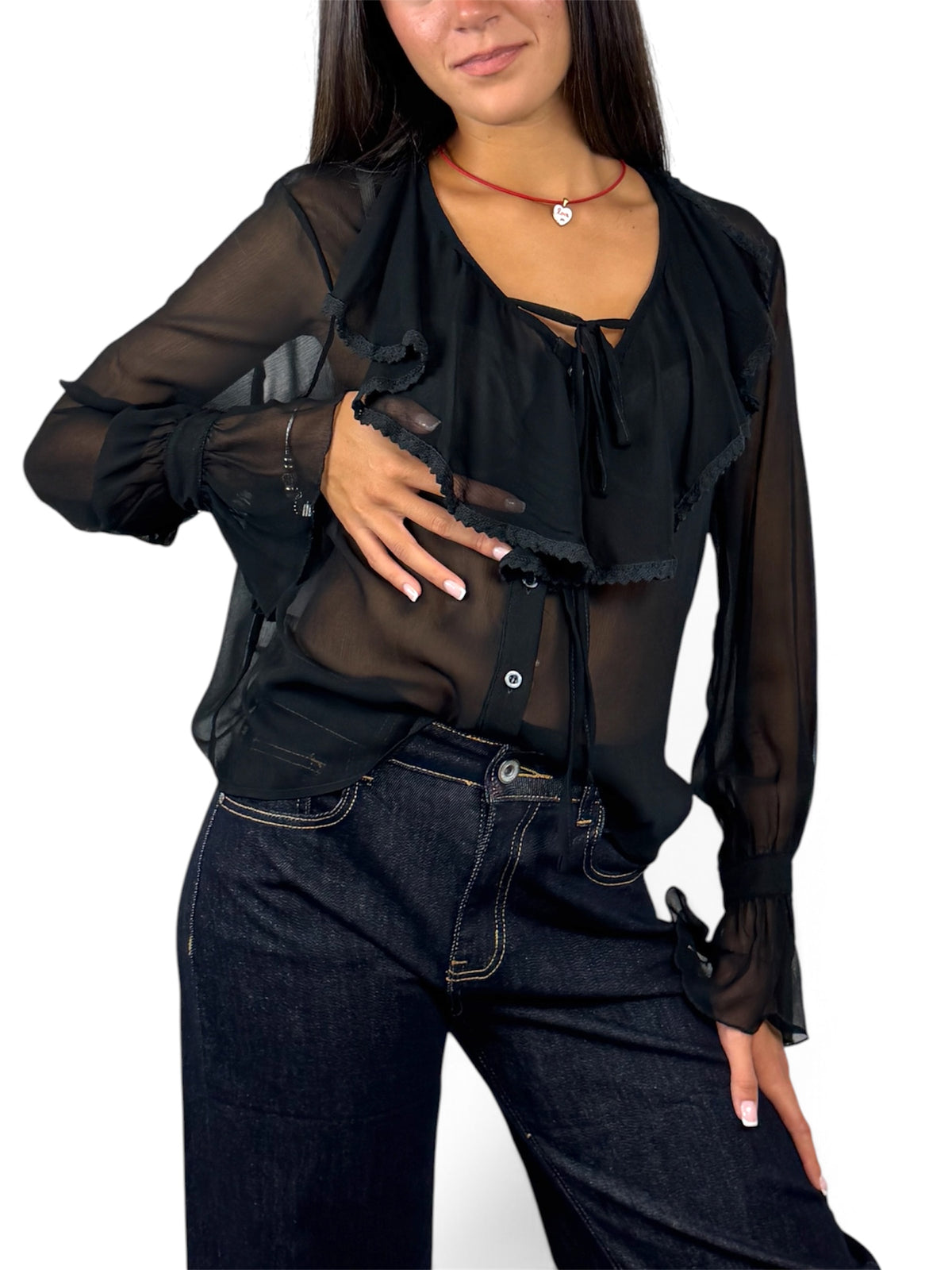 KIKISIX BLUSA CON SCOLLO A V E MACRAME