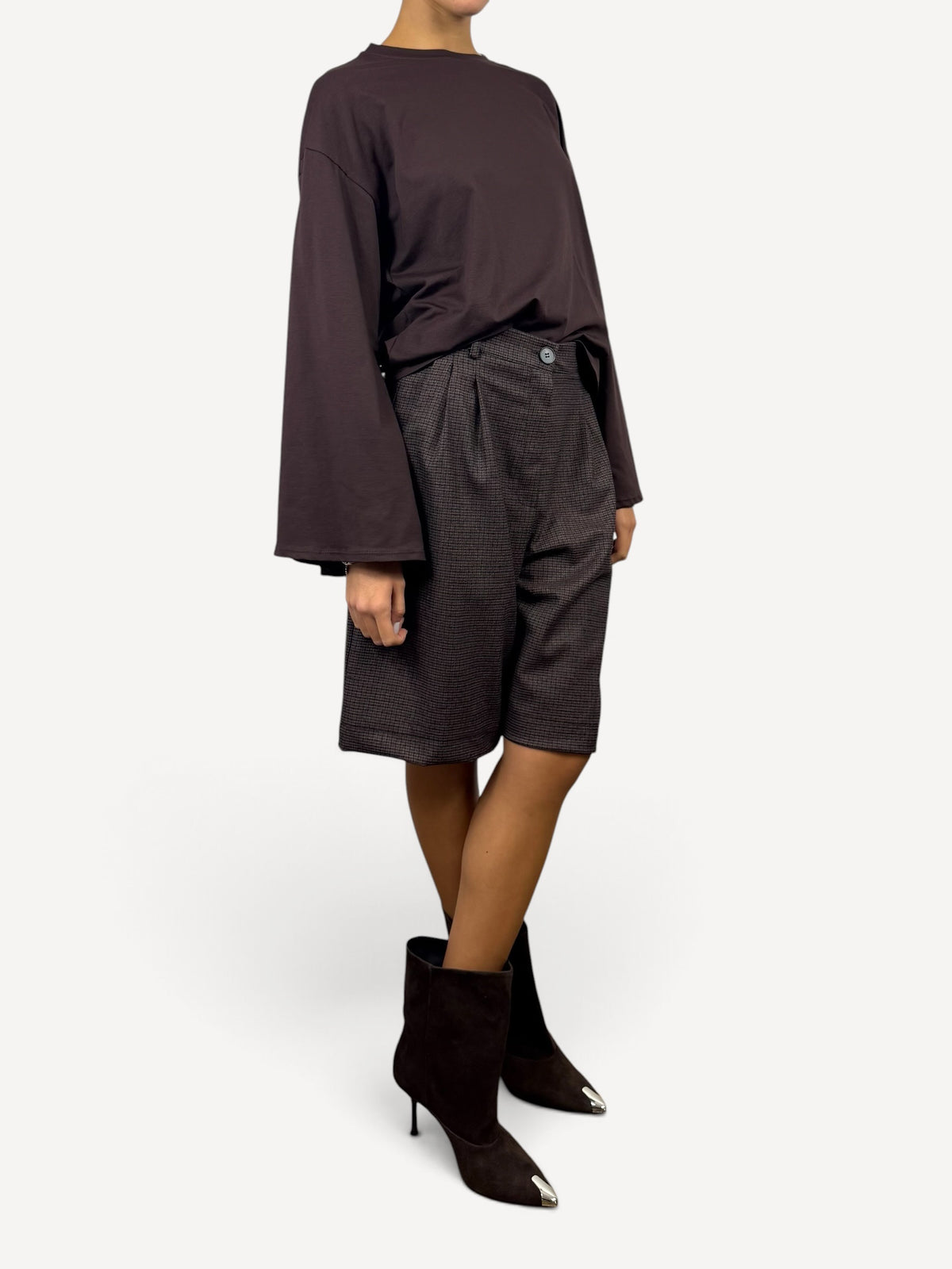 CECILE BERMUDA IN TWEED MORO