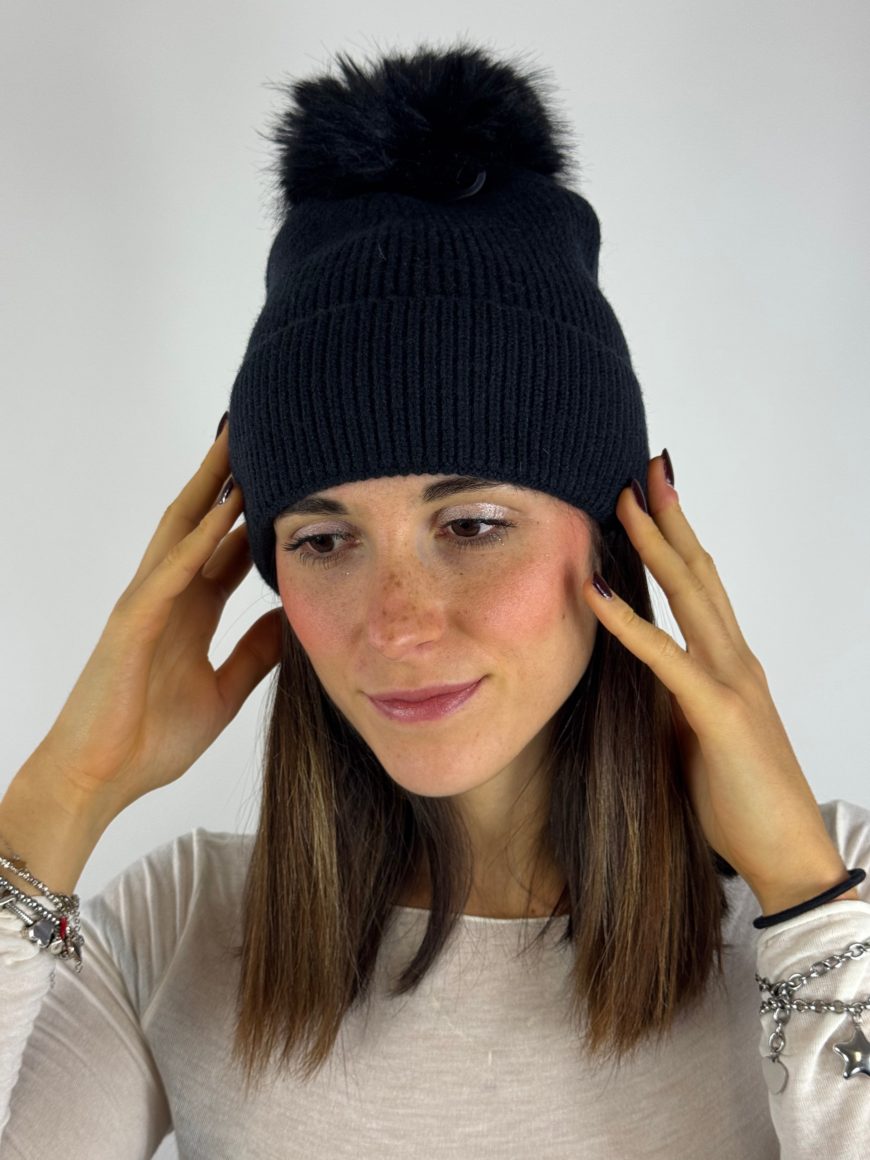 SUSY MIX CUFFIA PON PON NERA