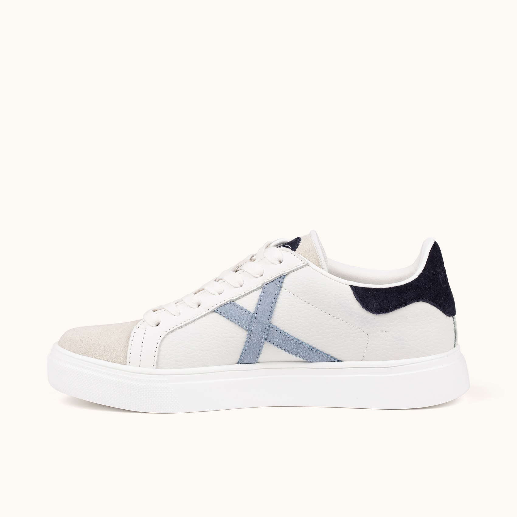 MUNICH SNEAKERS RETE WHITE AND NAVY