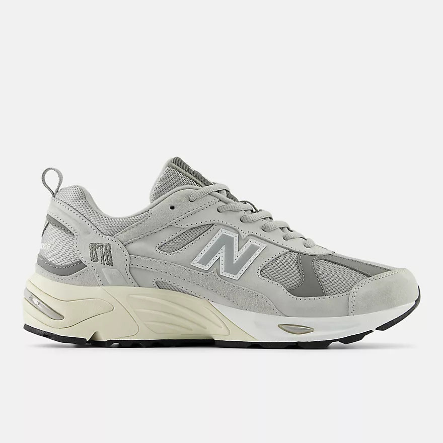NEW BALANCE SNEAKERS RUNNING 878