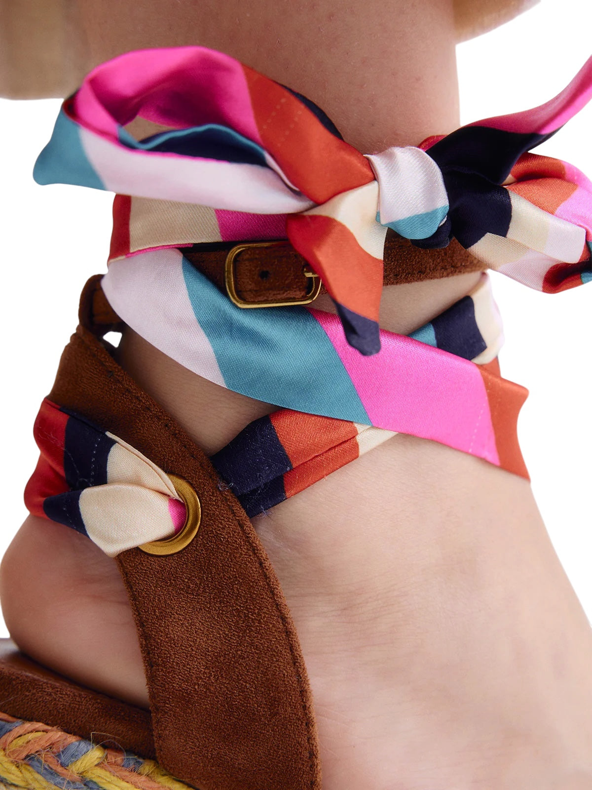 EXÉ SANDALO IN CORDA CON FOULARD