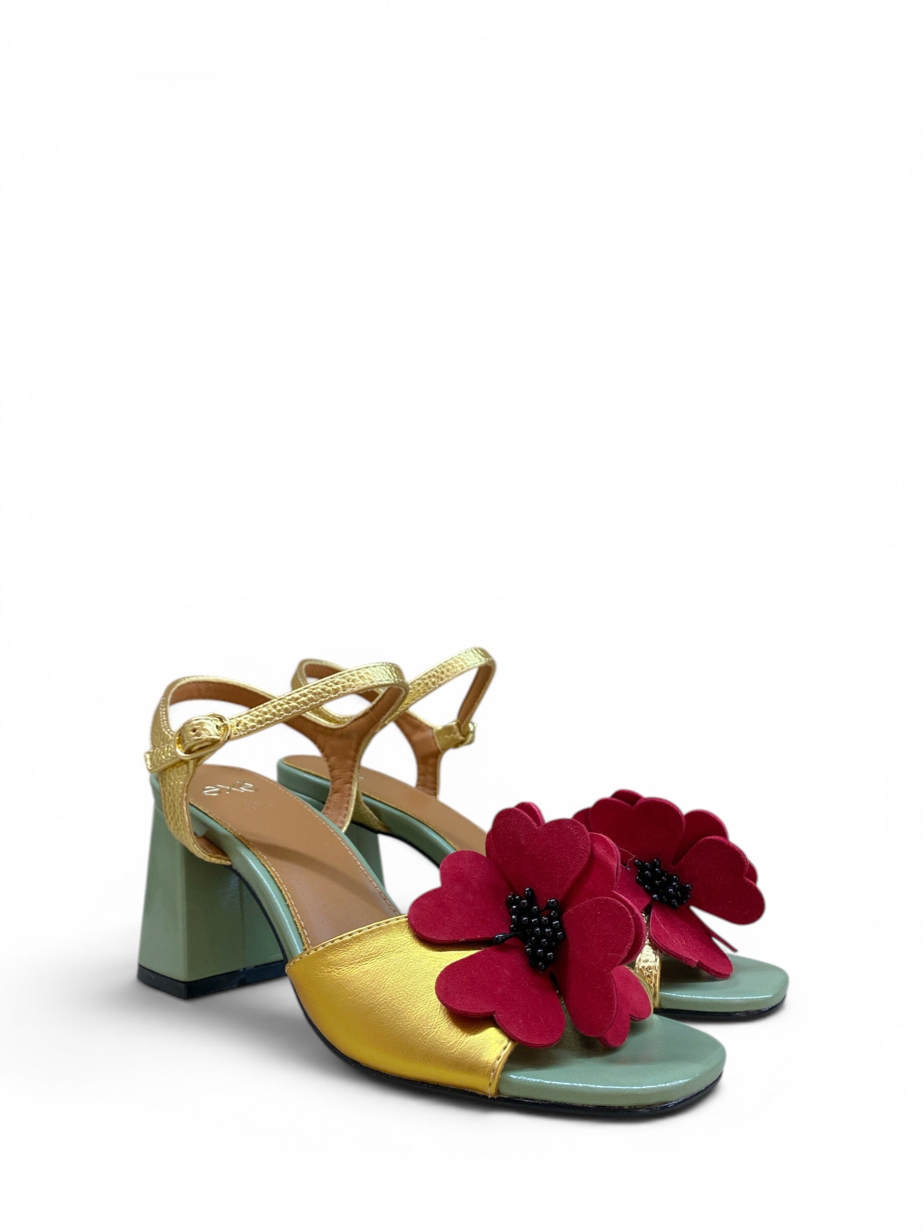 EXÈ SANDALO CON FIORE