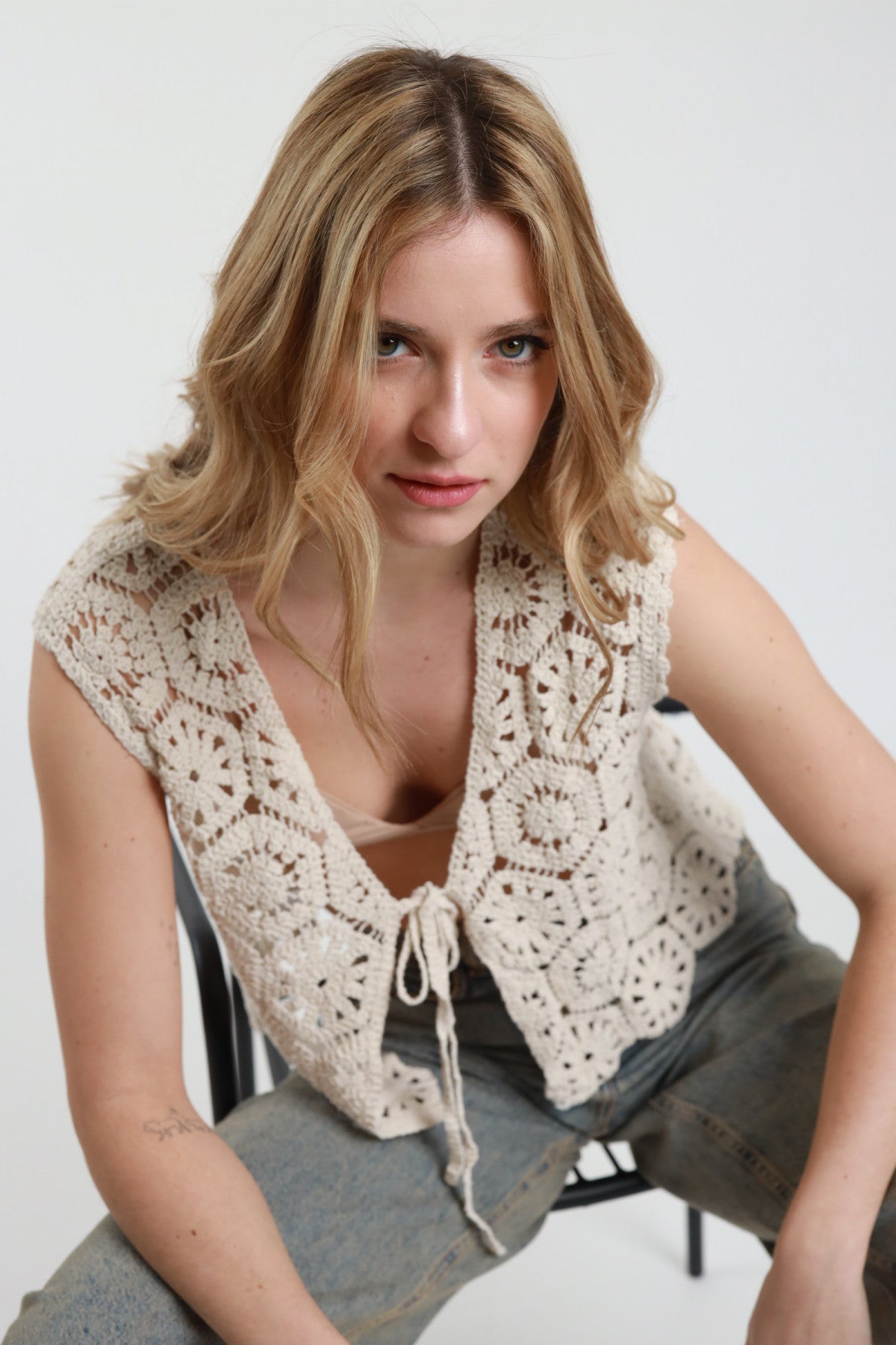 SUSY MIX GILET CROCHET LATTE