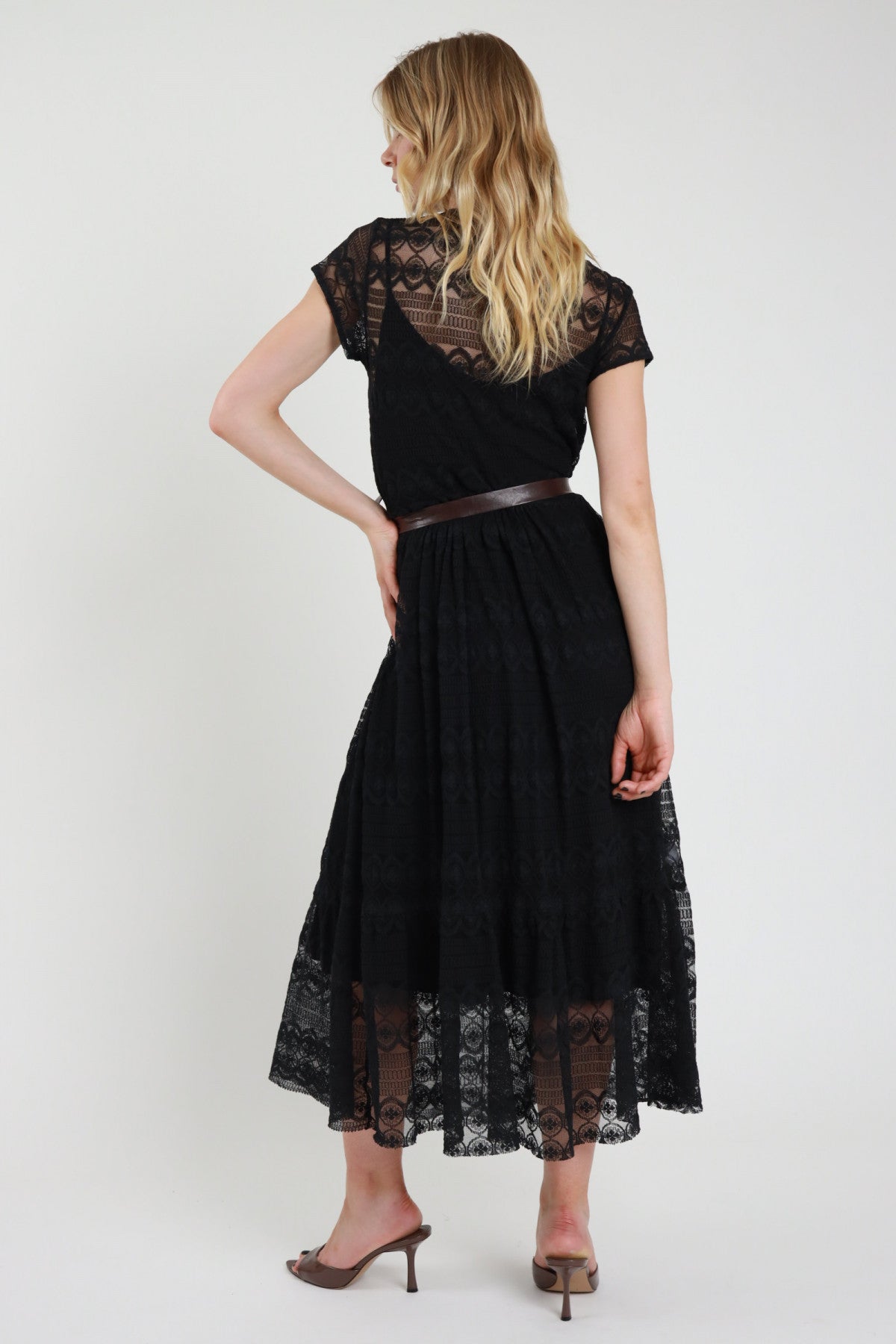 SUSY MIX ABITO LUNGO IN PIZZO NERO