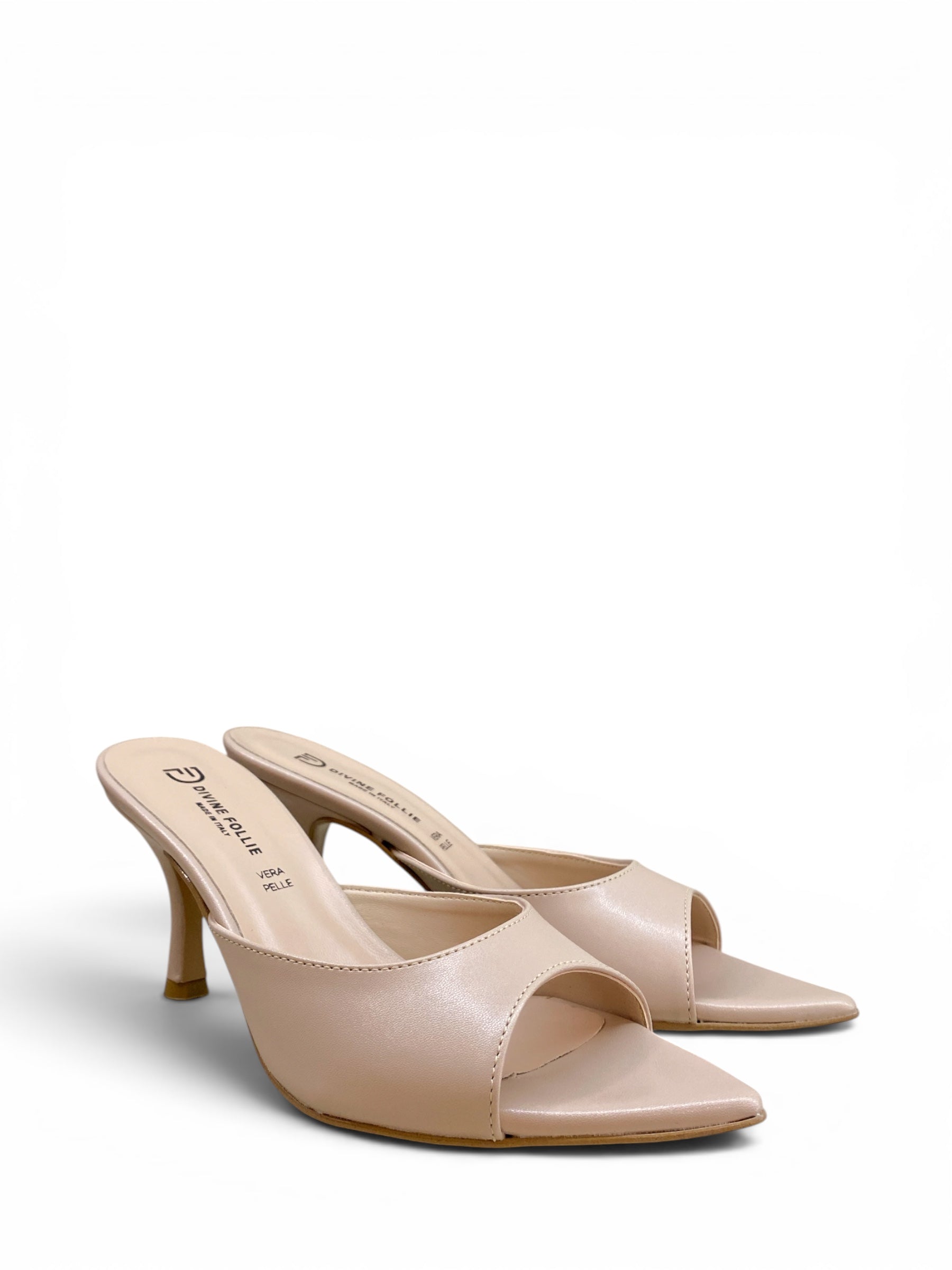 DIVINE FOLLIE CIABATTINA TACCO NUDE