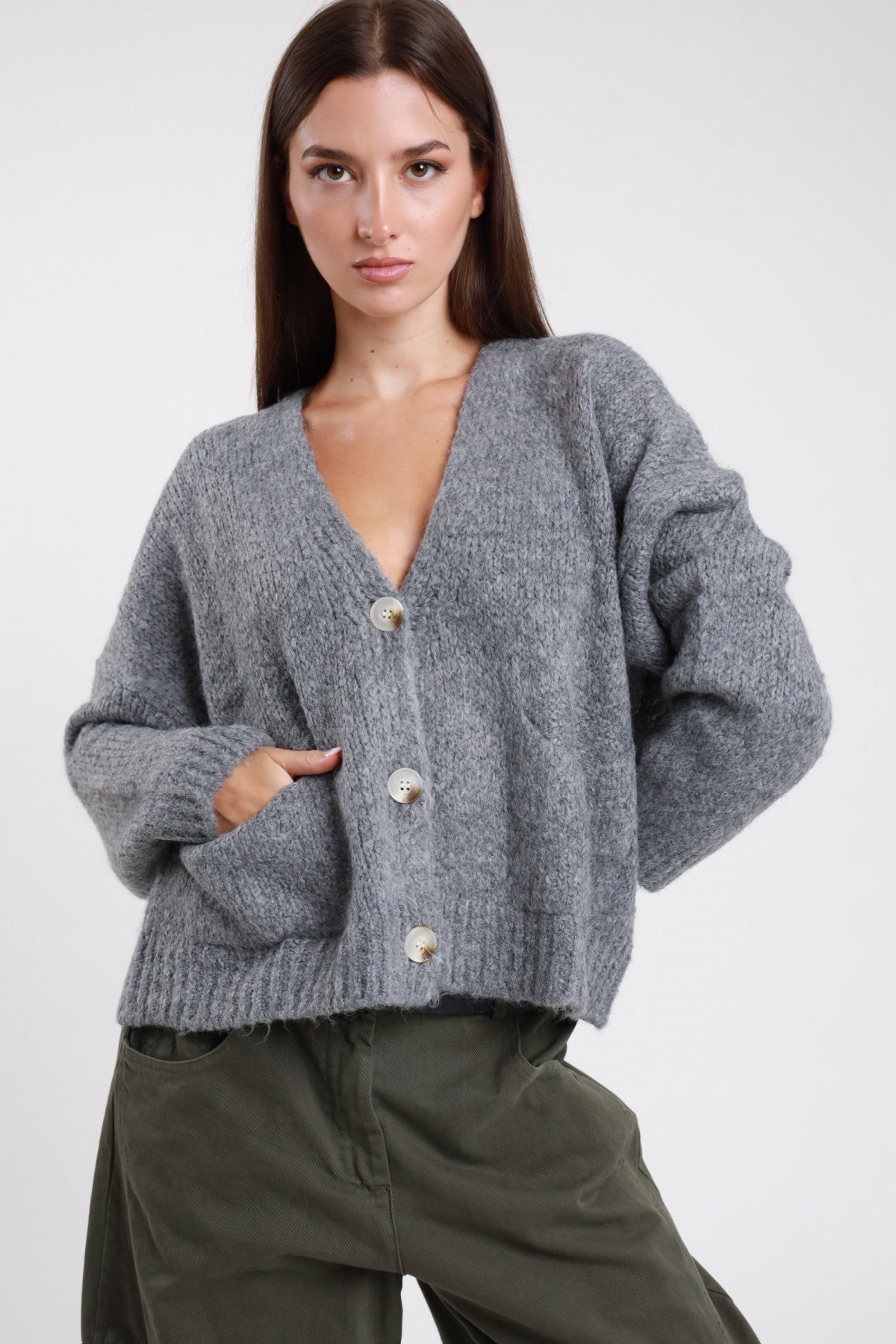SUSY MIX CARDIGAN OVER TASCHE GRIGIO