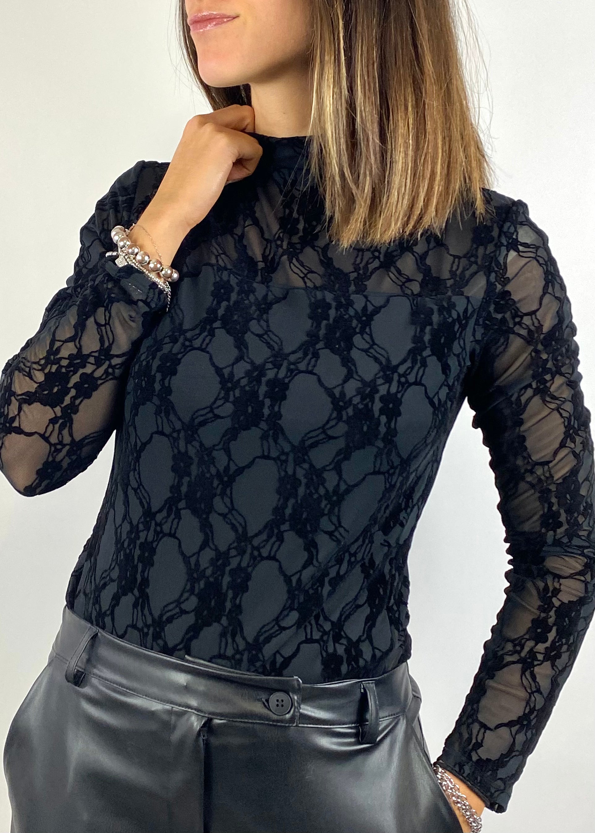 SUSY MIX MAGLIETTA CON TRASPARENZE E FANTASIE FLOREALI