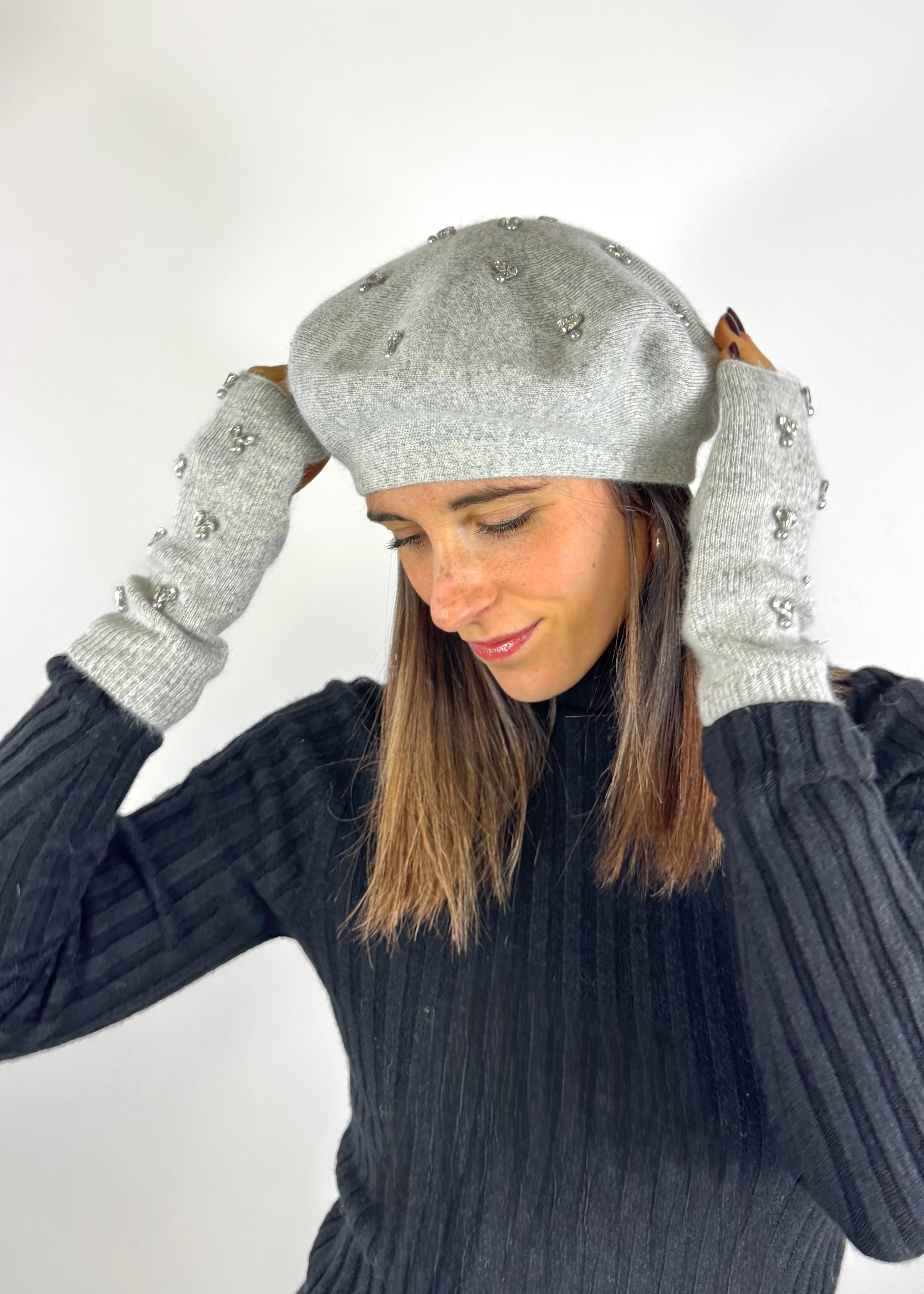 SUSY MIX GUANTI CON STRASS