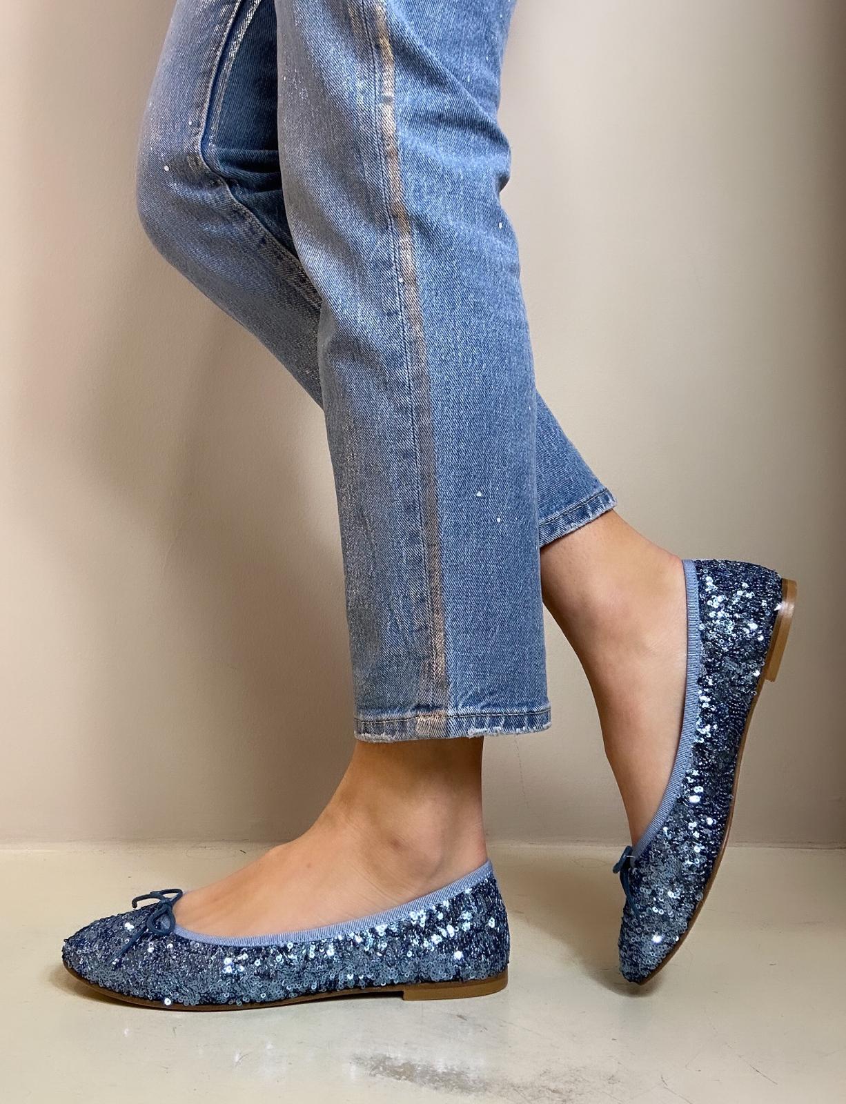 Ballerina in paillettes cielo