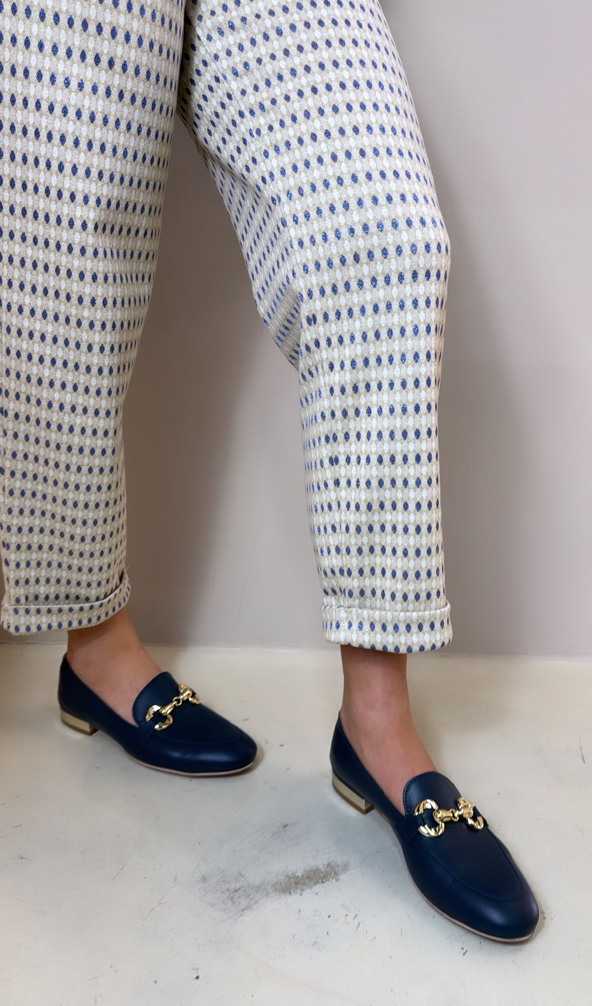 Divine Follie Mocassino pelle navy dettagli laminati platino