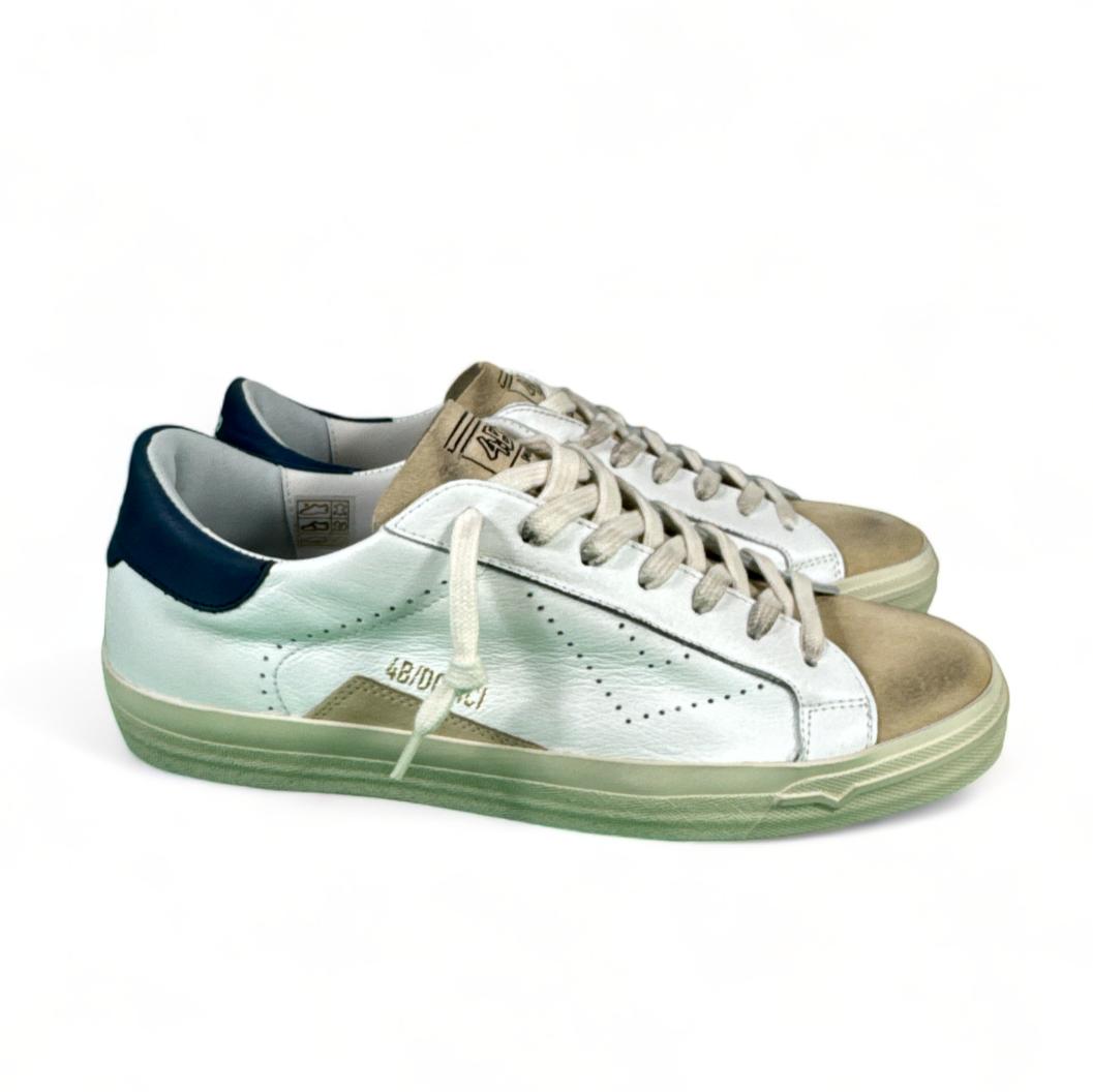 4B12 Sneakers uomo in pelle bianco con dettagli bluette e camoscio beige