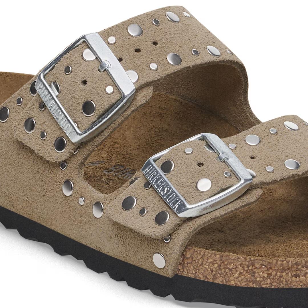 Birkenstock ciabatta donna due fasce suede taupe con rivetti