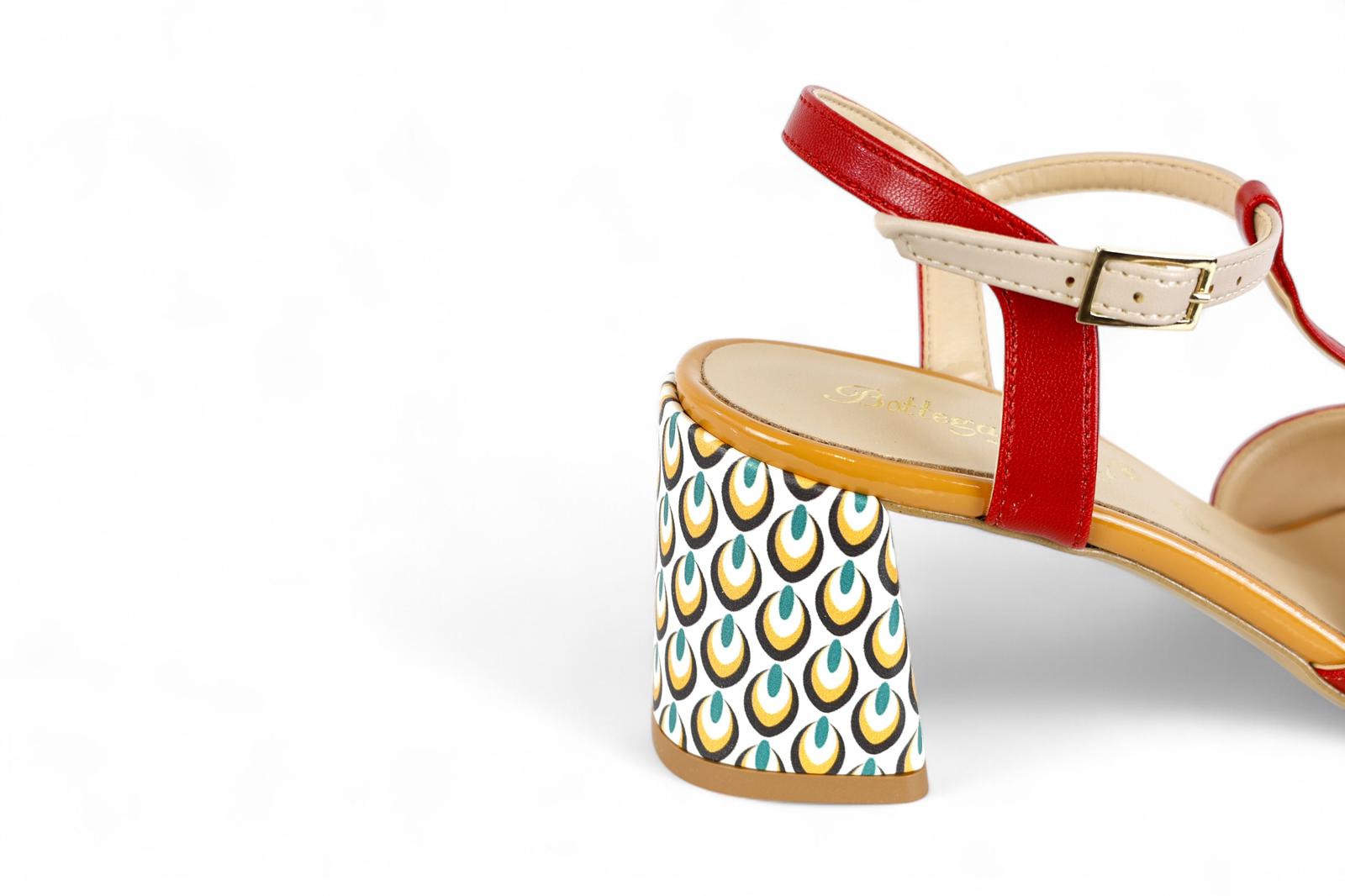 Bottega Lotti sandalo in ecopelle rosso e nude con inserti fantasia