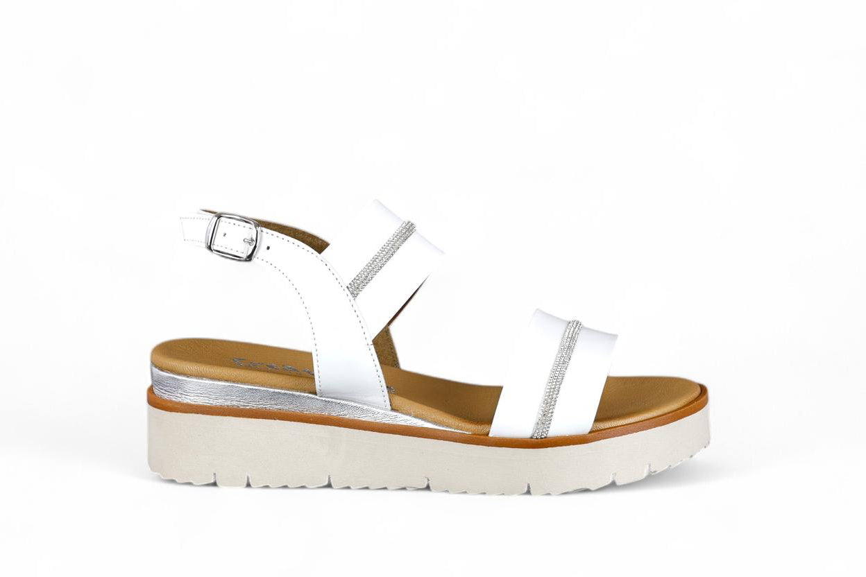 Creative sandalo donna in pelle bianco con dettagli strass