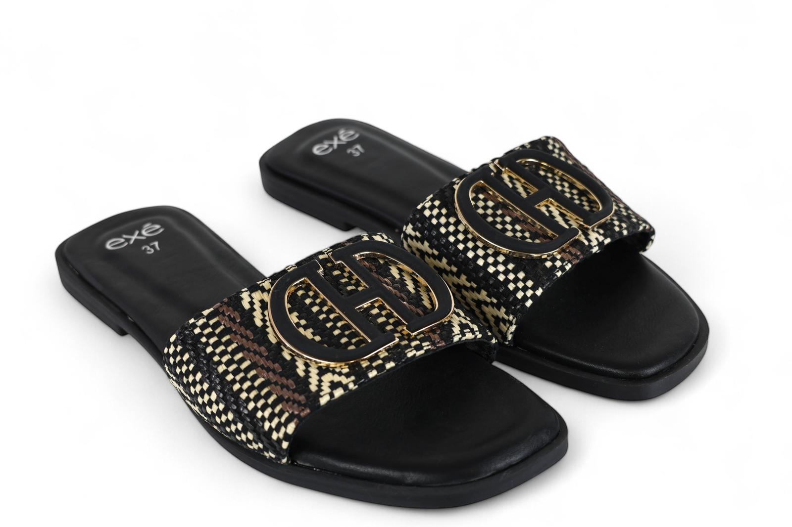 Exé ciabatta donna in ecopelle con fascia in rafia multicolor e accessorio