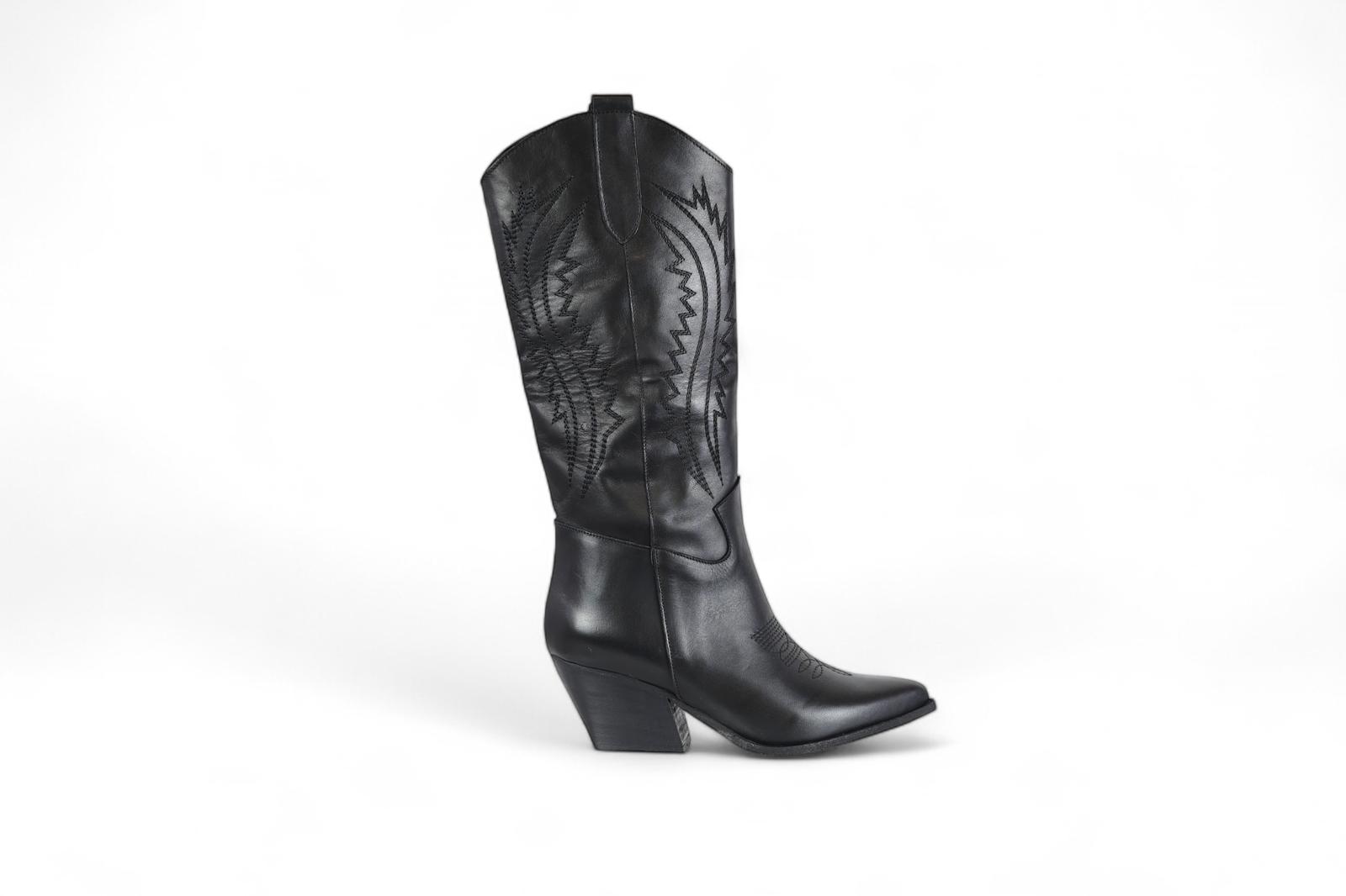 Via Mondana texano con tacco donna in pelle nero con ricami