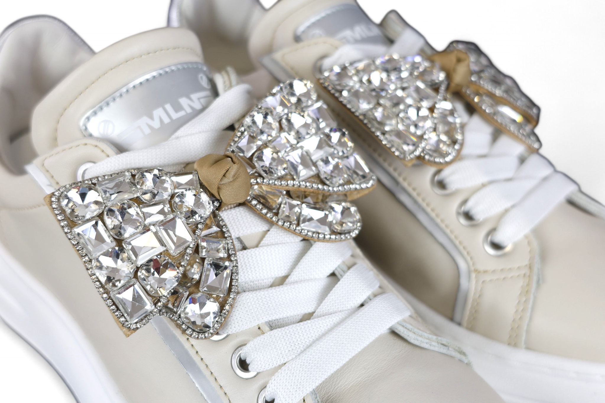 MÉLINÉ sneakers donna in pelle avorio e gonfietto in laminato argento