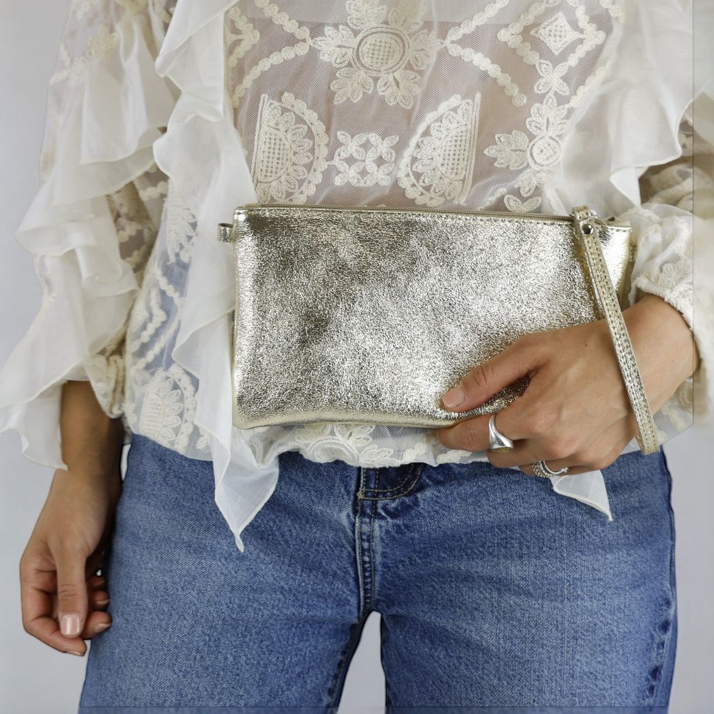 Cecile MI pochette pelle laminata platino