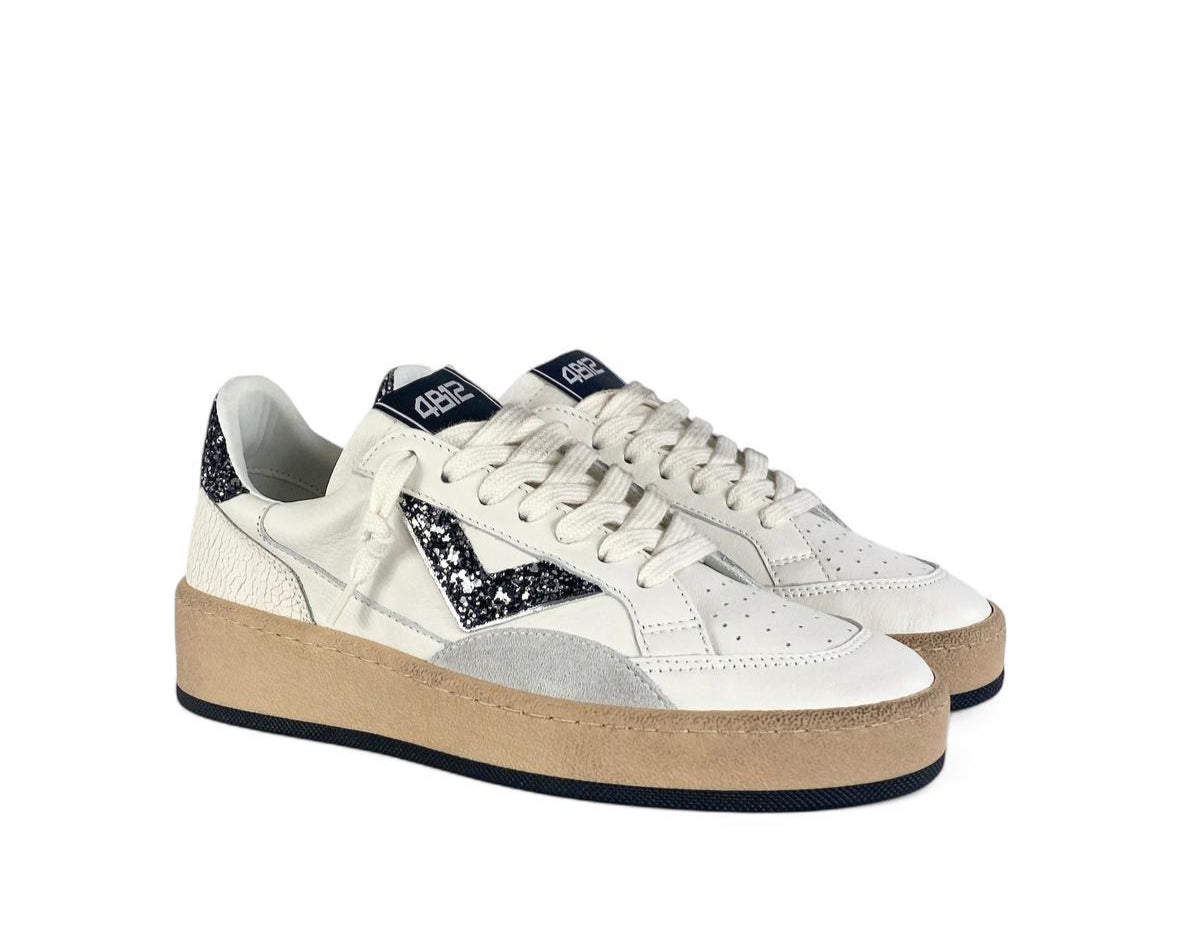 4B12 Sneaker donna con dettagli glitter play new sky bianco