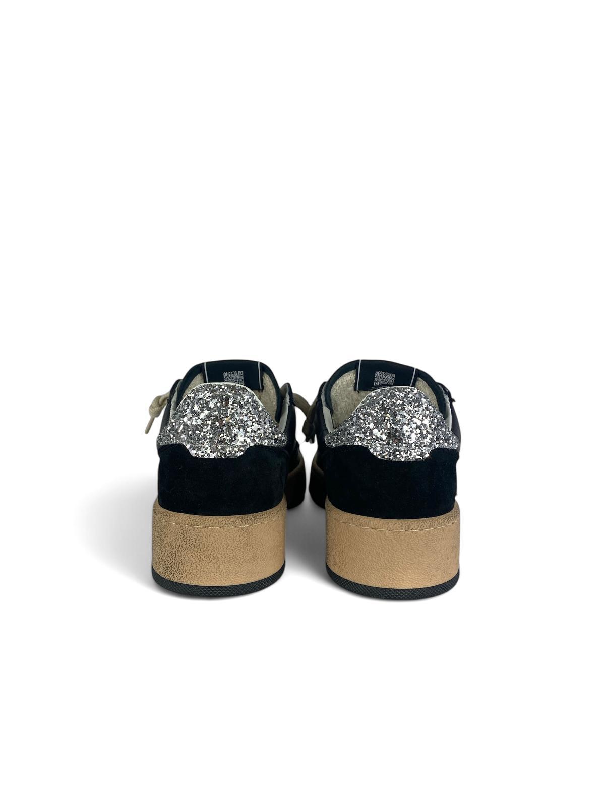 4B12 Sneaker donna con dettagli glitter play new sky nero