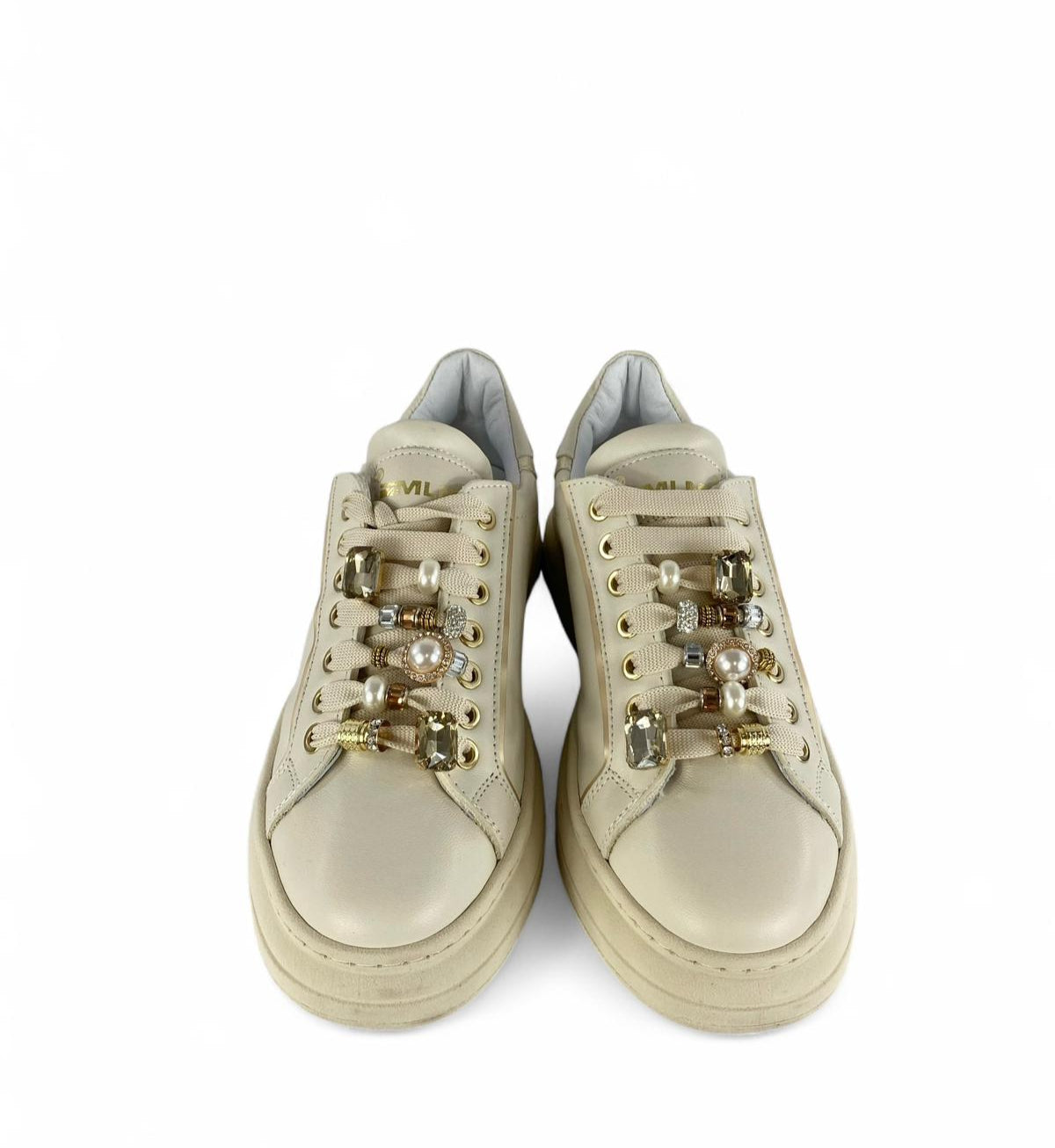 MELINE Sneaker donna in pelle dettaglio laminato e Lacci con accessori gioiello crudo