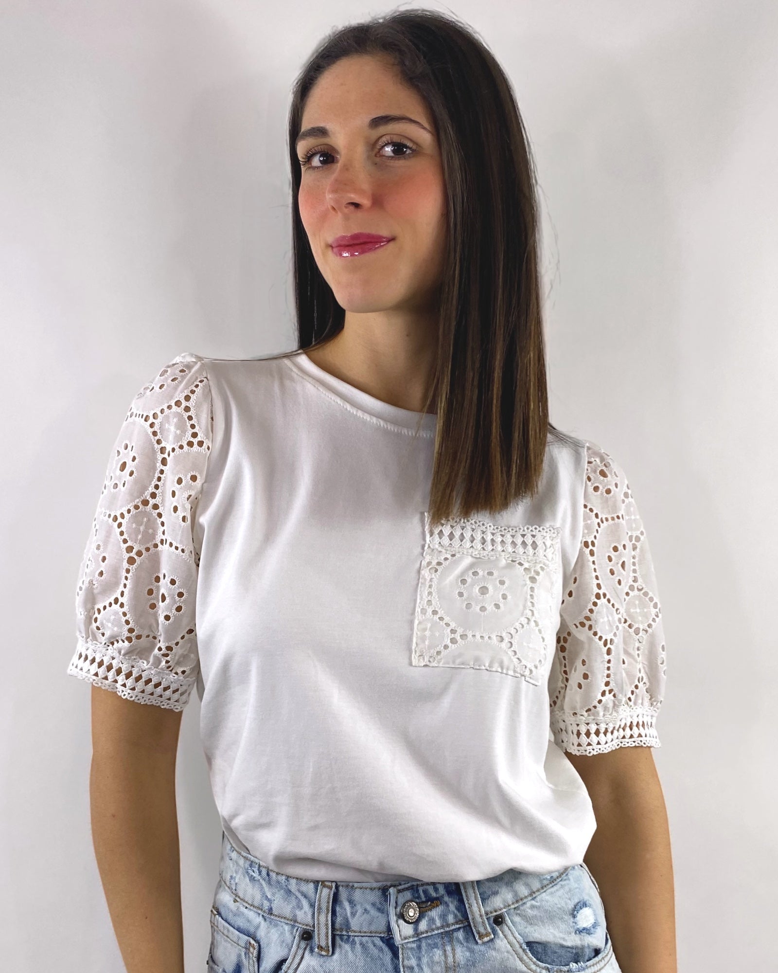 CECILE T-SHIRT BIANCA CON SANGALLO