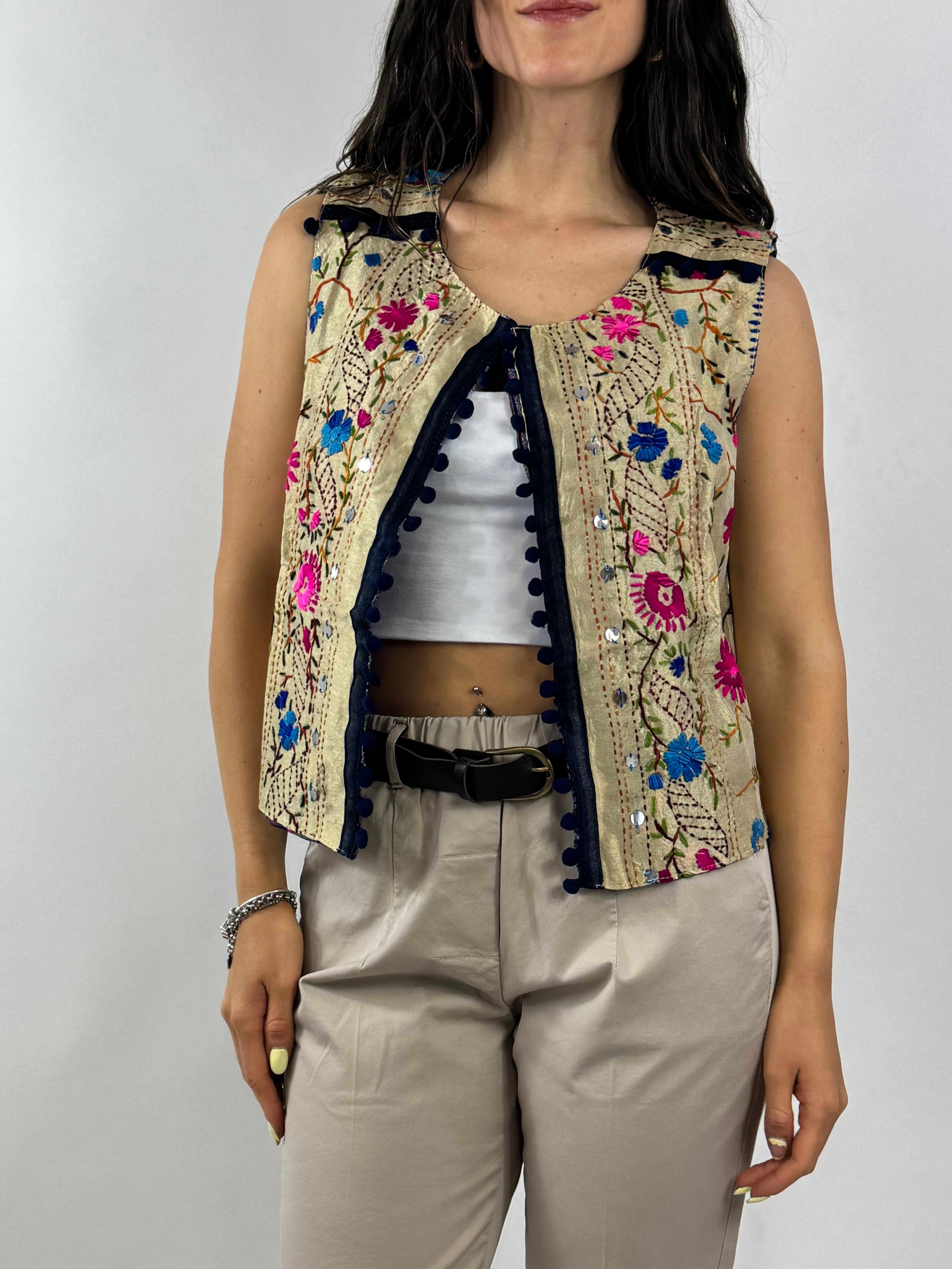 CECILE GILET SUZANI