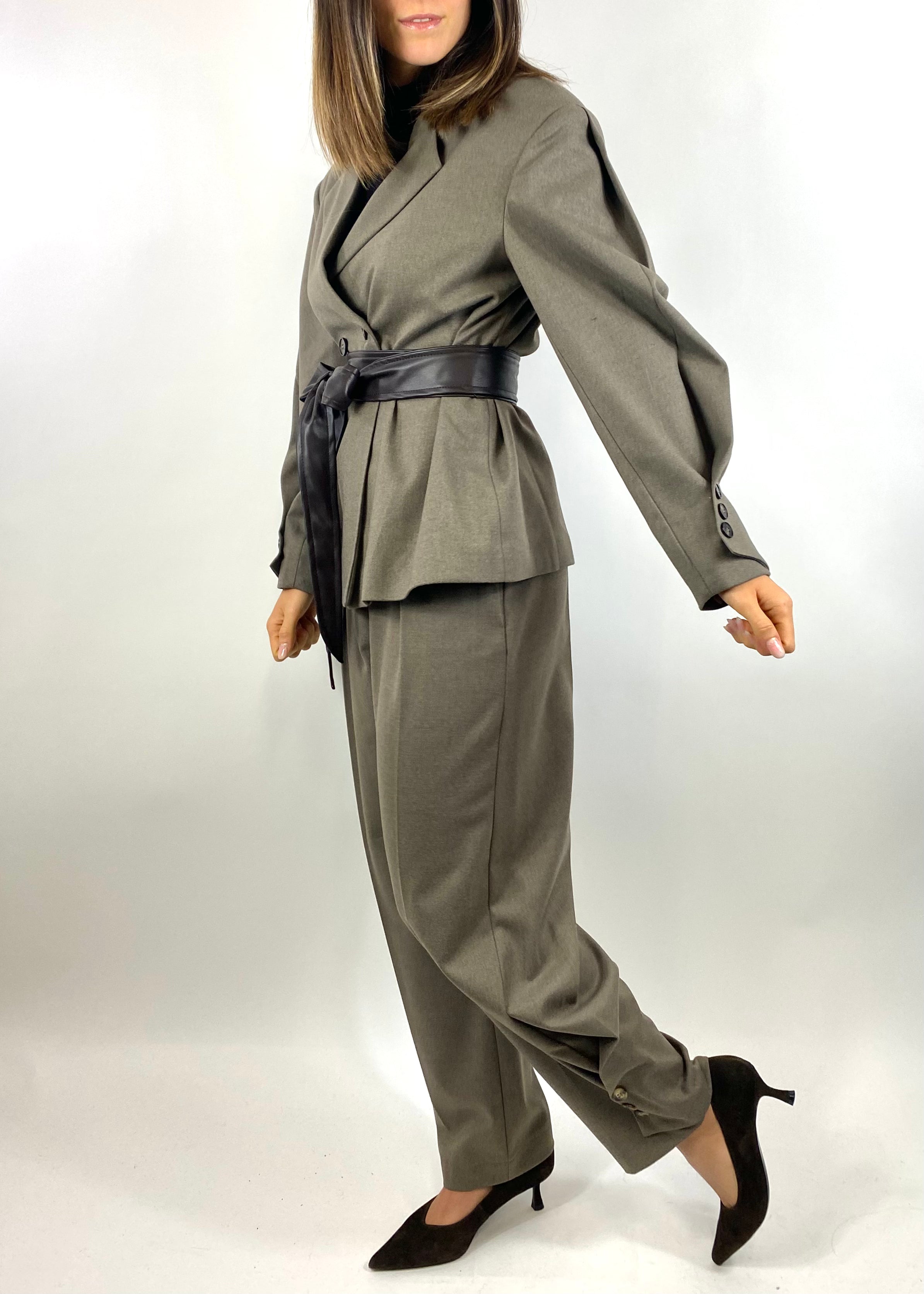 SUSY MIX PANTALONE CON PINCE FANGO