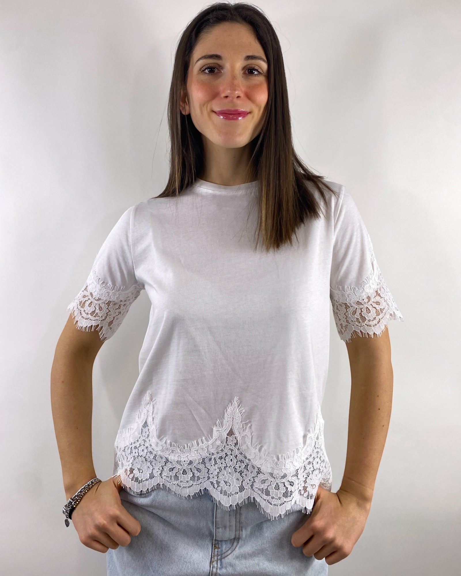 SUSY MIX T-SHIRT CON PIZZO LATTE