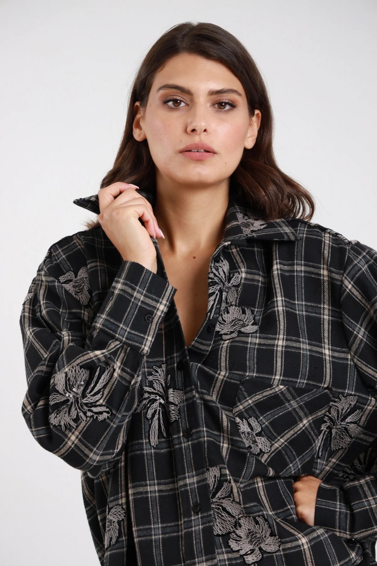 SUSY MIX CAMICIA CON RICAMI