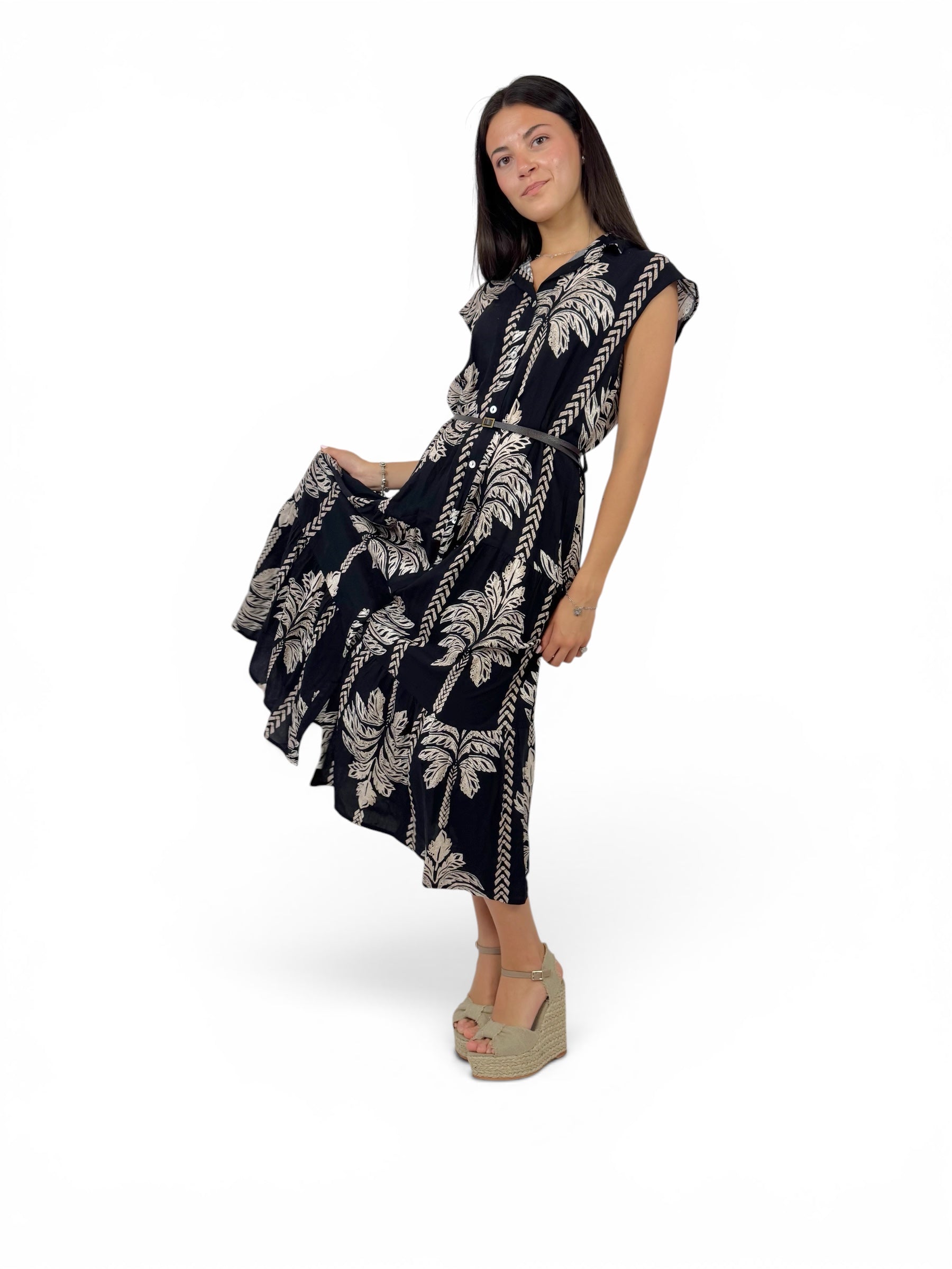 SUSY MIX ABITO NERO SMANICATO CON BOTTONCINI