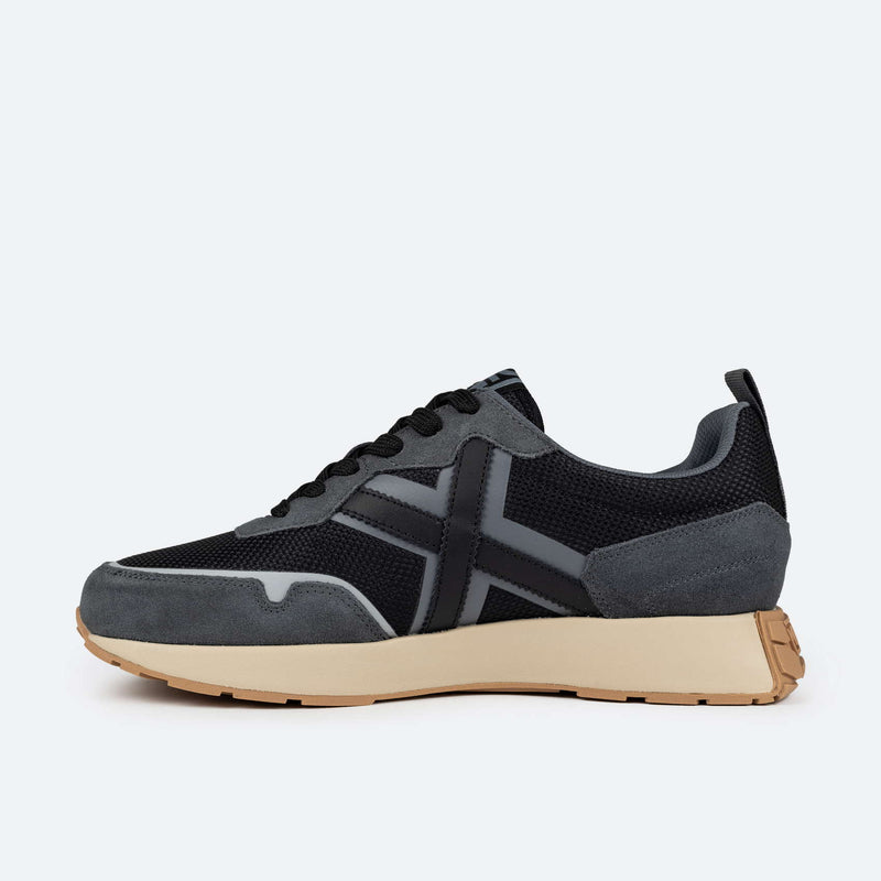 Munich Sneaker uomo in suede e mesh nero