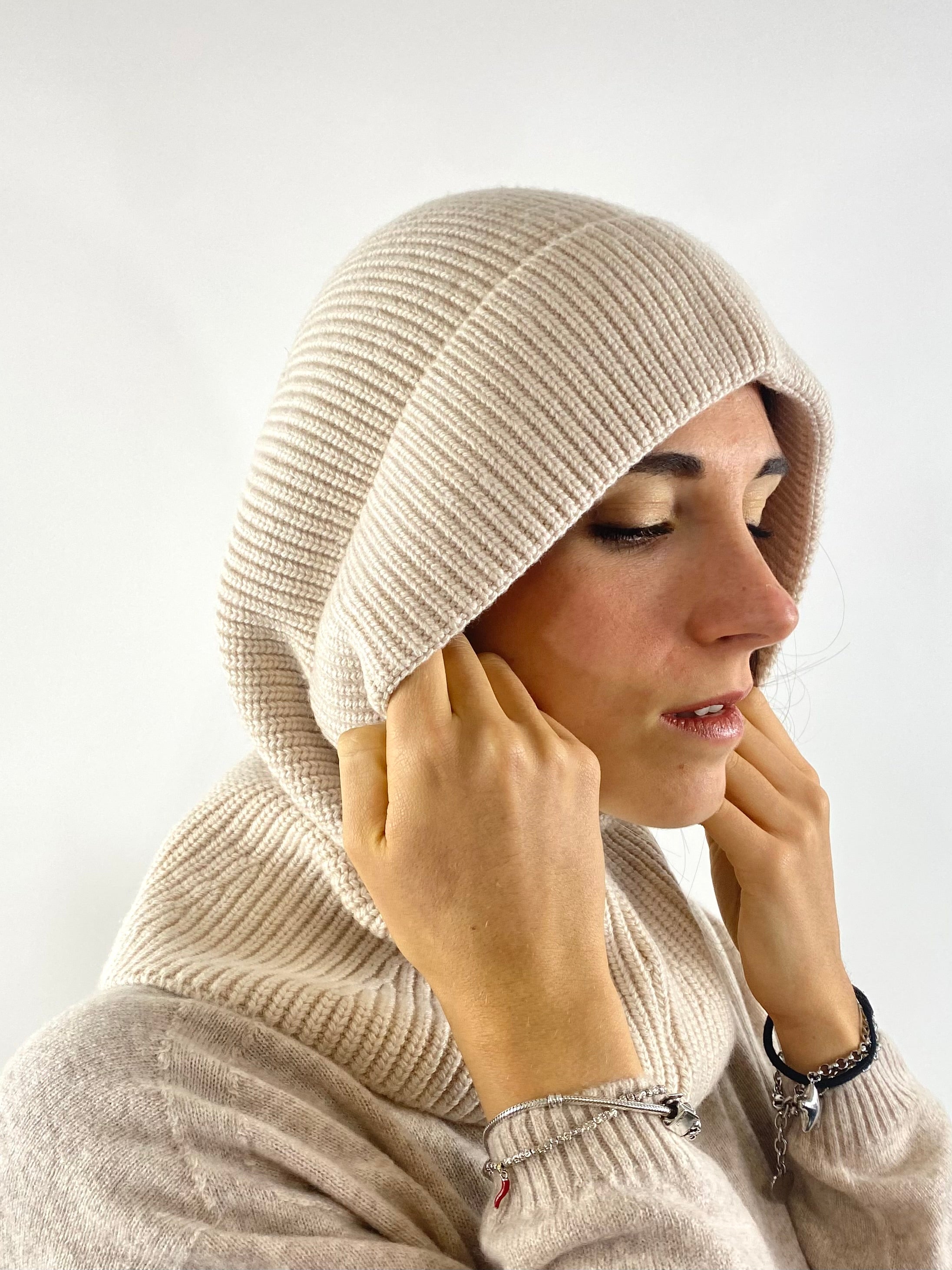 SUSY MIX BALACLAVA BEIGE