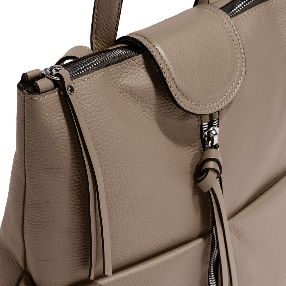 Gianni Chiarini Zaino realizzato in pelle dove