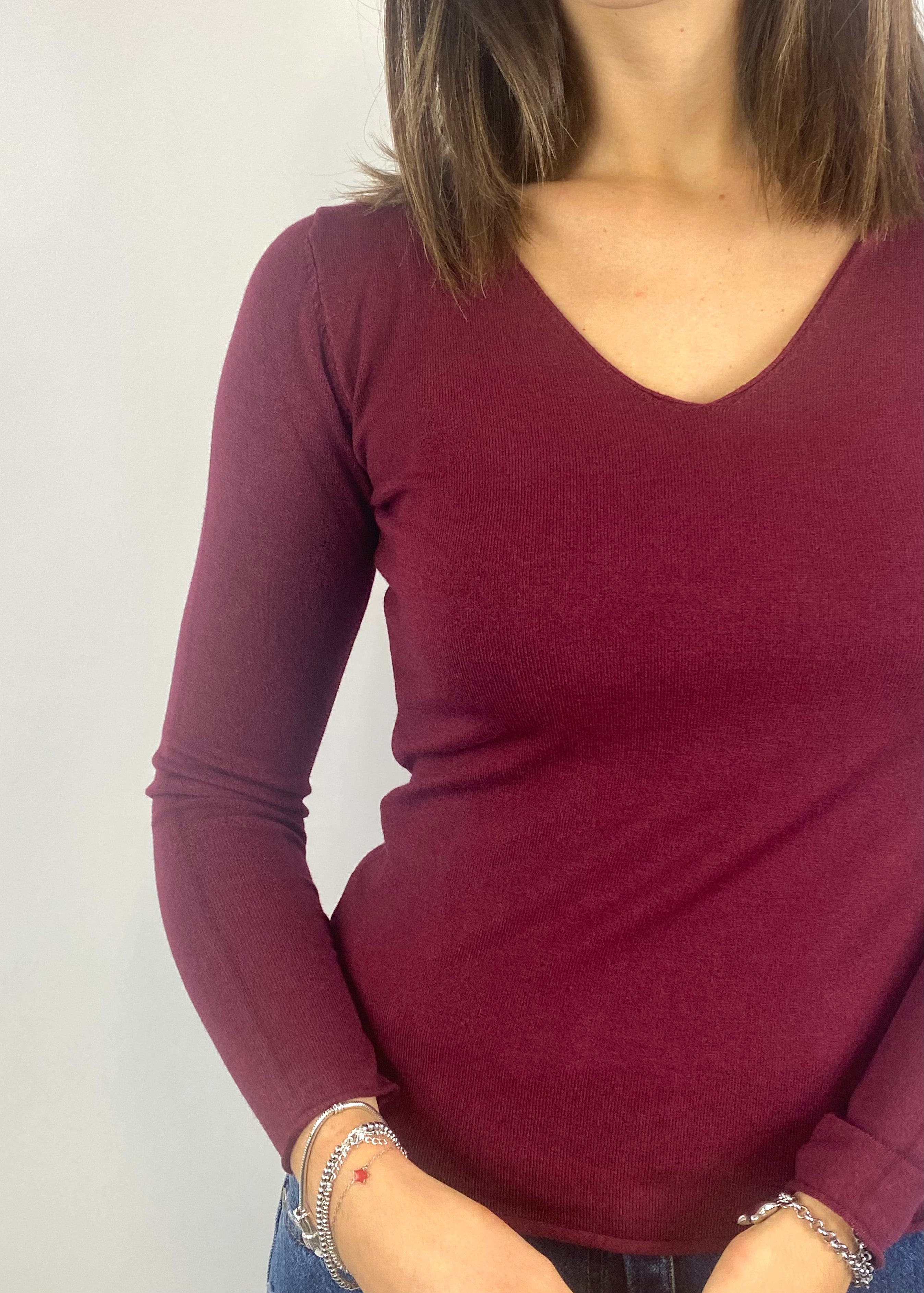 SUSY MIX MAGLIA CON SCOLLO BORDEAUX