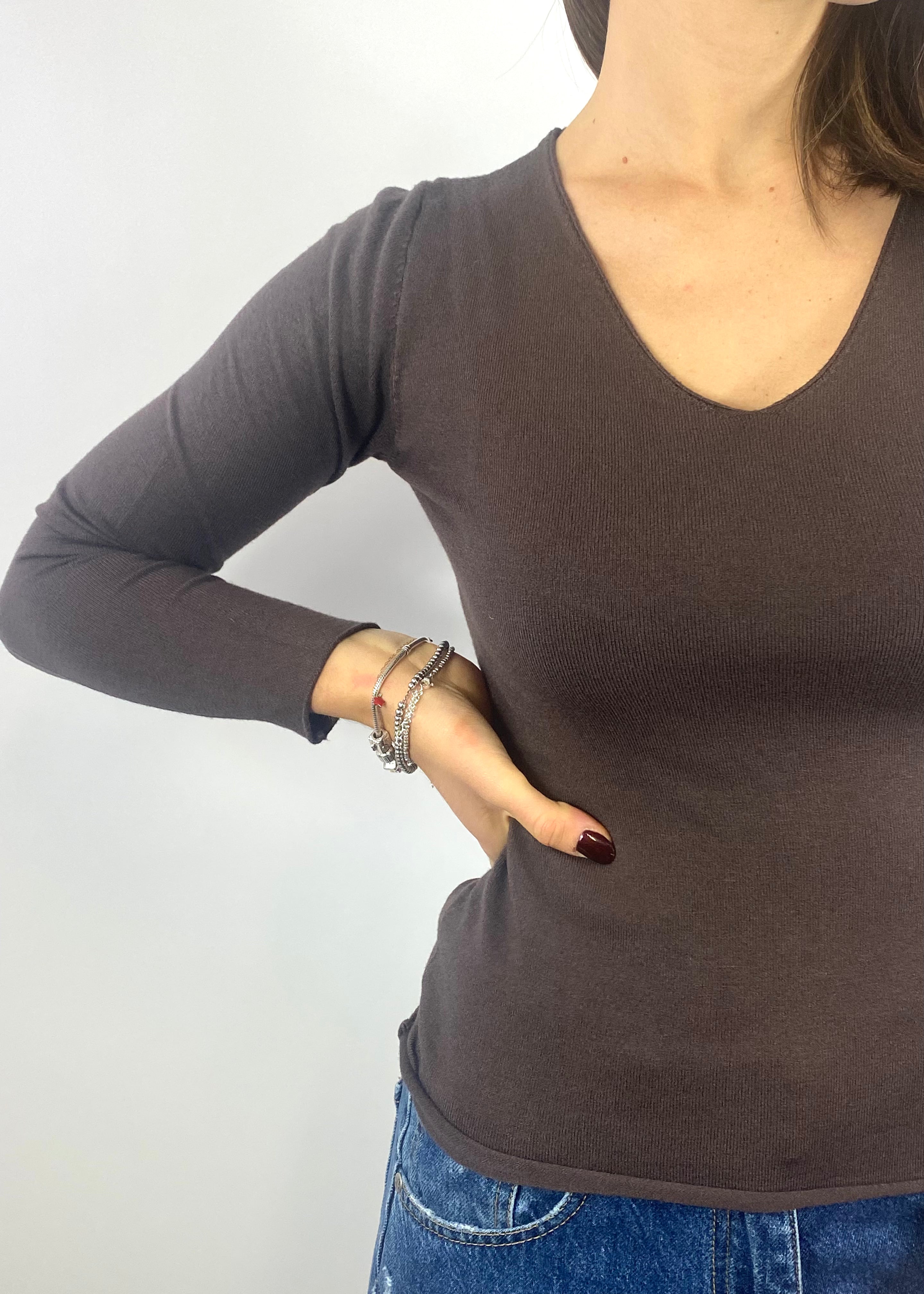 SUSY MIX MAGLIA CON SCOLLO MORO