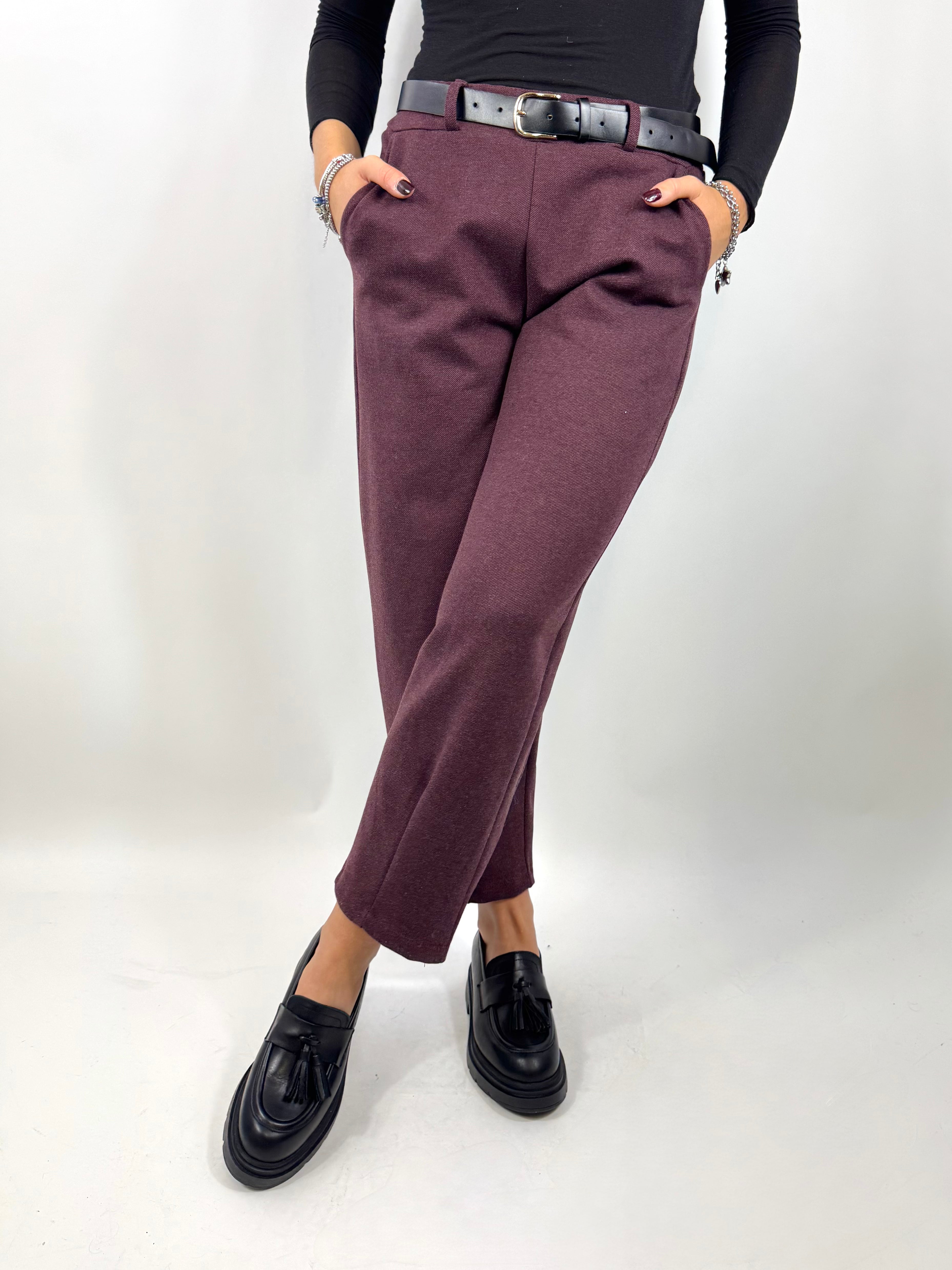 CECILE PANTALONI BORDEAUX CON CINTURA
