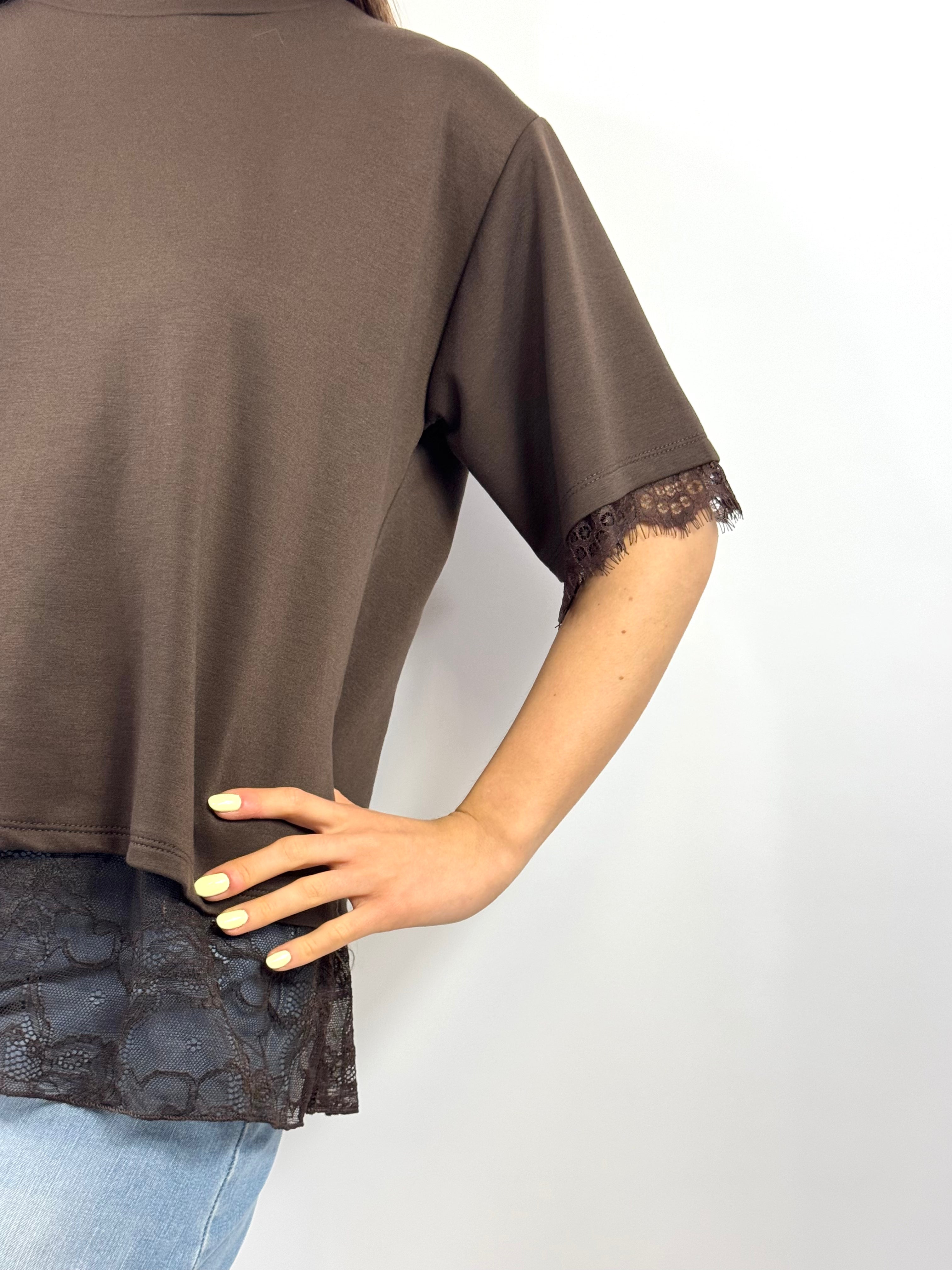 CECILE MAGLIETTA CON PIZZO CIOCCOLATO