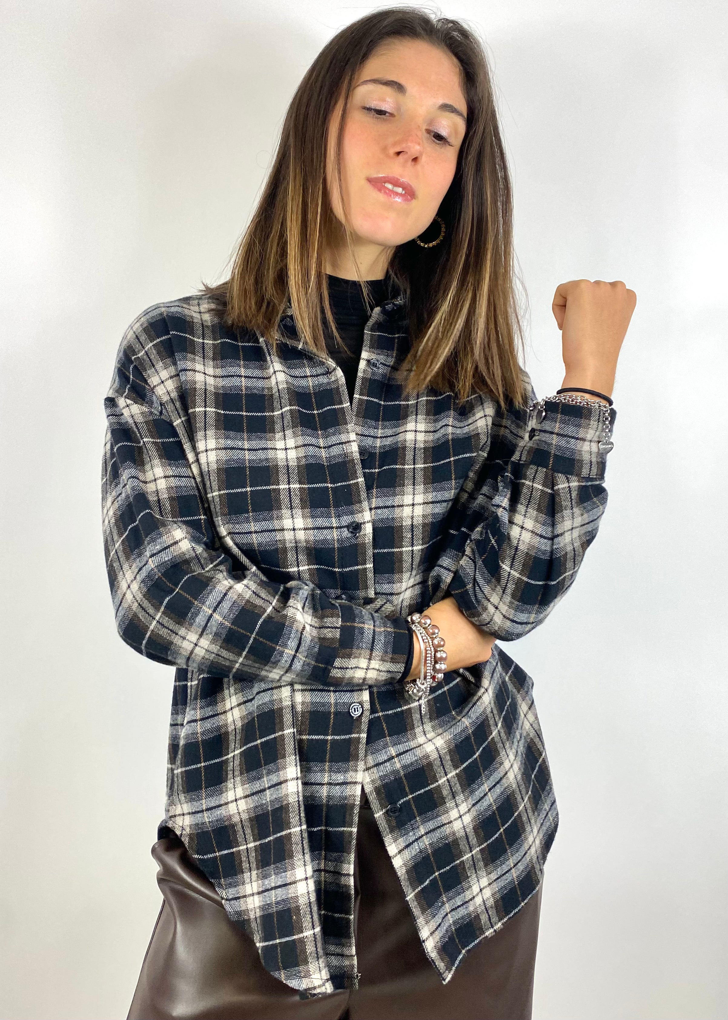 SUSY MIX CAMICIA A QUADRI NERA