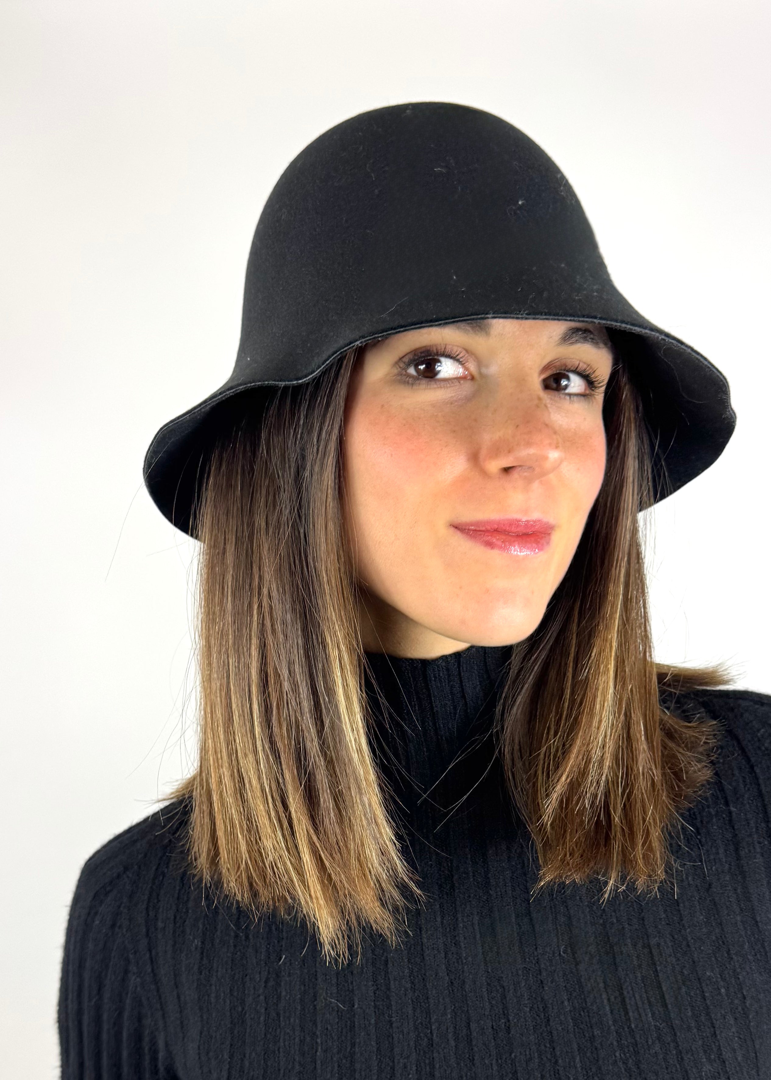 SUSY MIX CAPPELLO PESCATORE