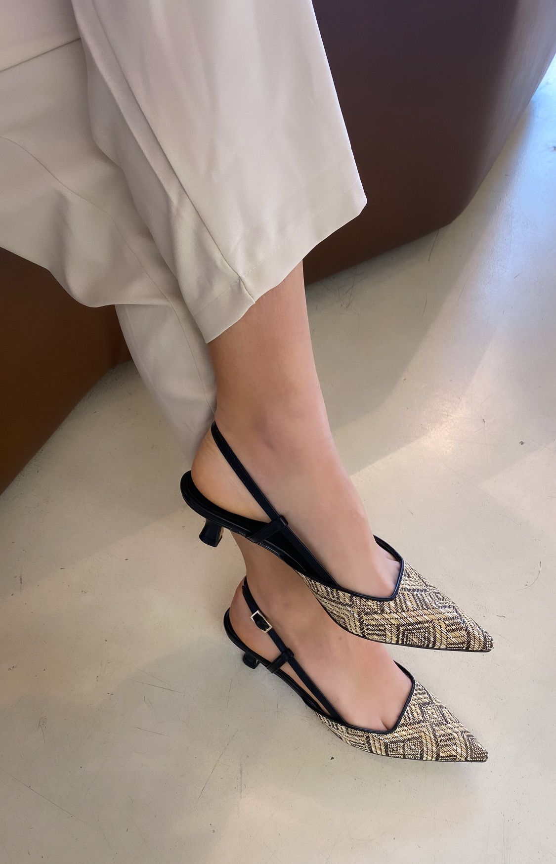 Bottega Lotti Slingback con Tacco 5 cm Colore Naturare e Nero