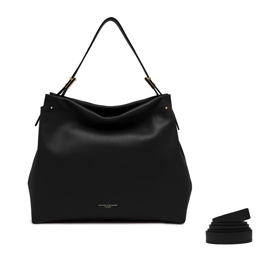 Gianni Chiarini Borsa a spalle realizzata in pelle martellata nero
