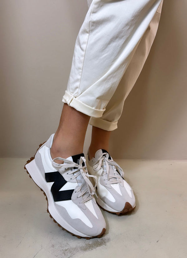 New Balance Sneakers donna bianca e suede sabbia